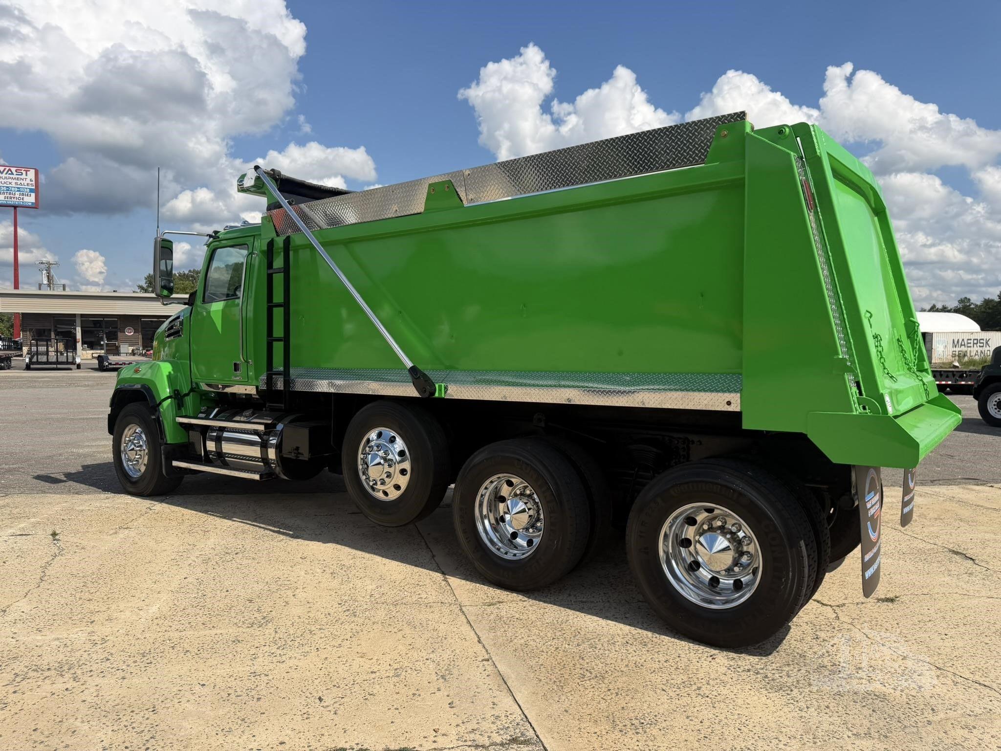 2018 WESTERN STAR 4700 photo 29