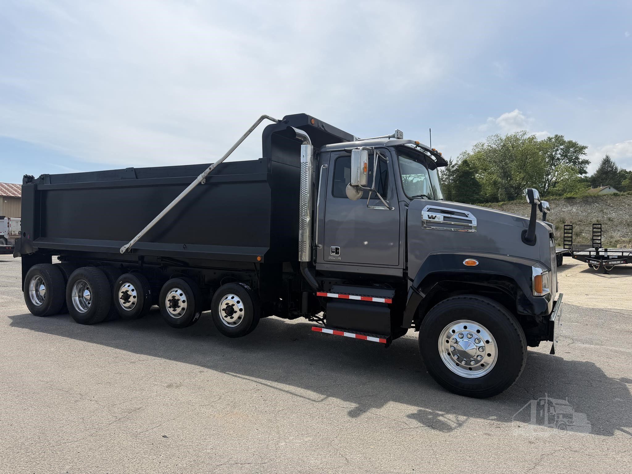2015 WESTERN STAR 4700 photo 4