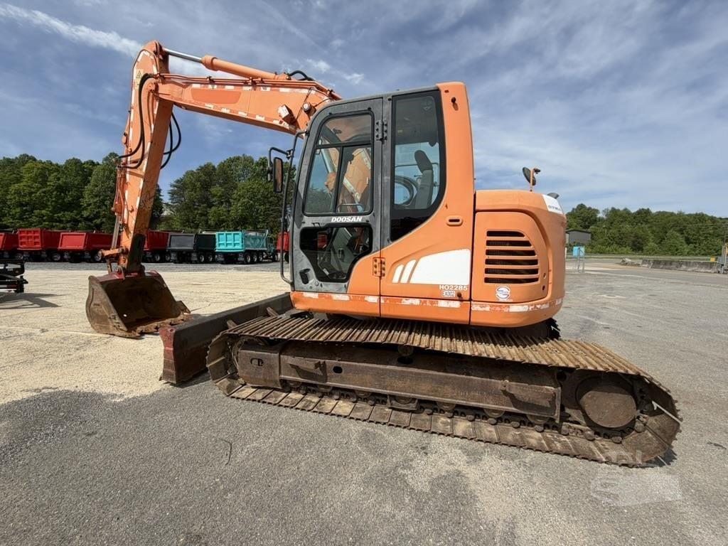 2011 DOOSAN DX140 LCR photo 15