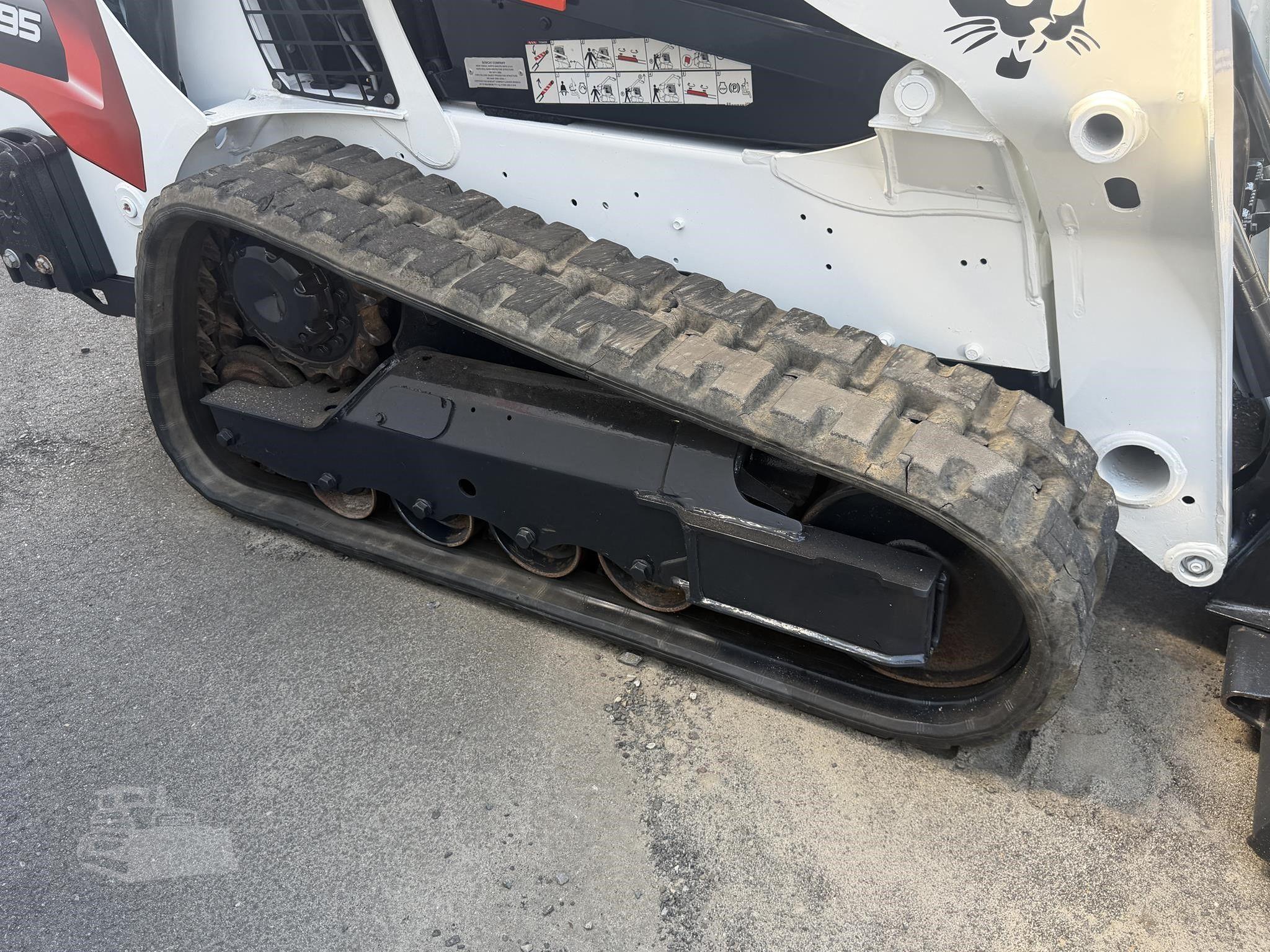 2023 BOBCAT T595 photo 15
