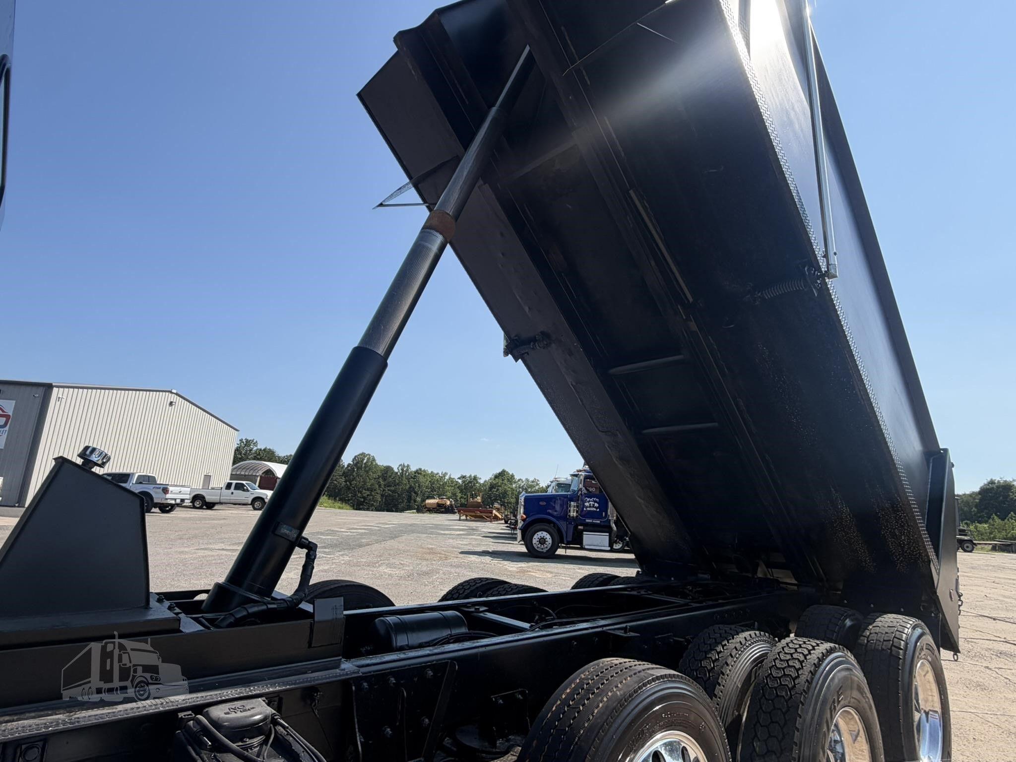 2016 KENWORTH T880 photo 52