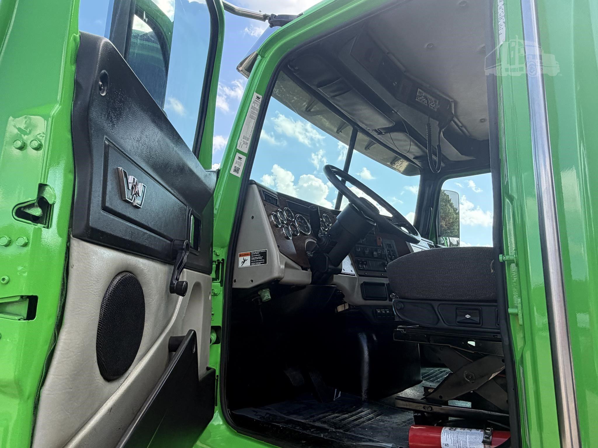 2018 WESTERN STAR 4700 photo 49