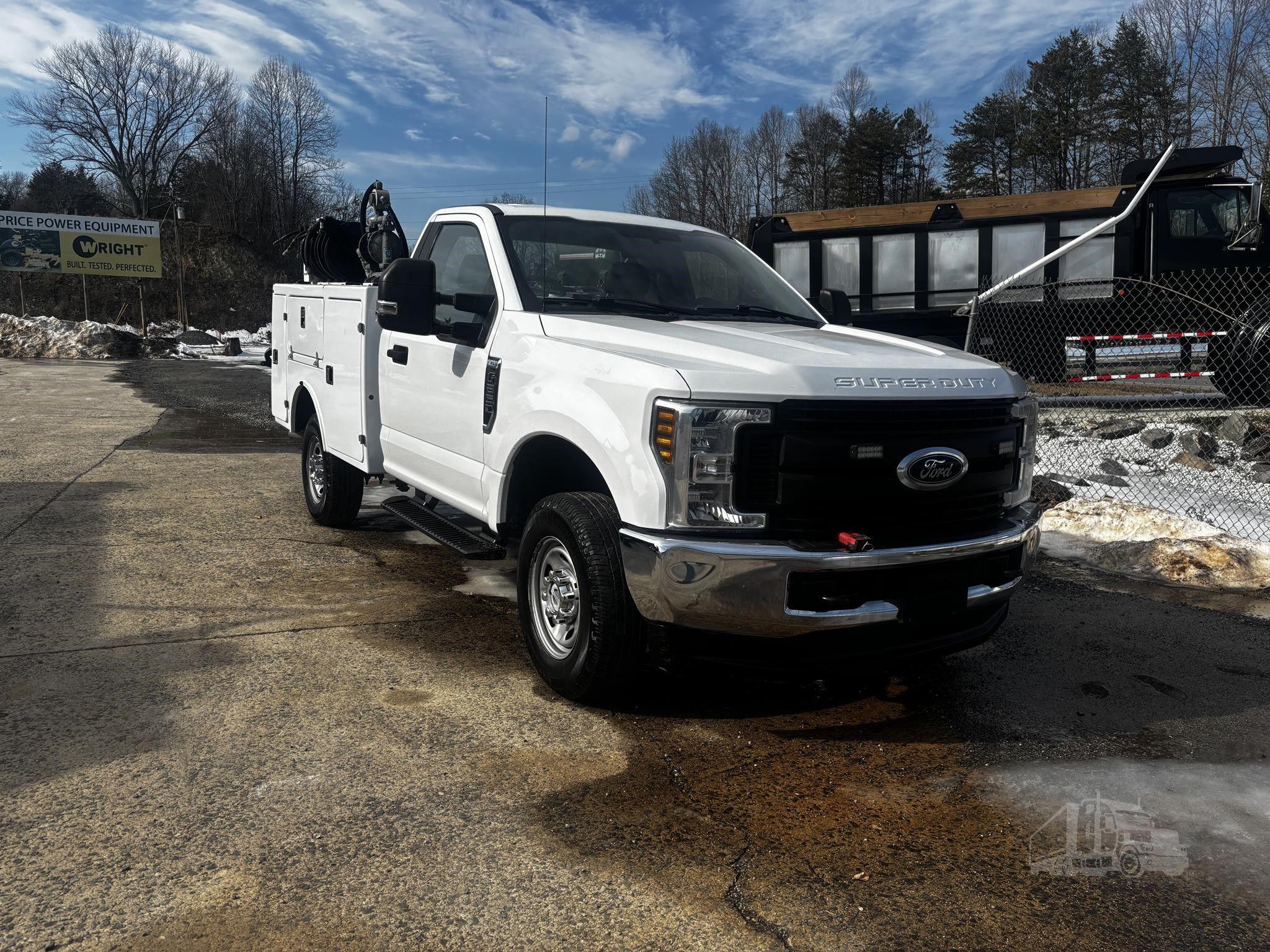 2019 FORD F250 photo 2