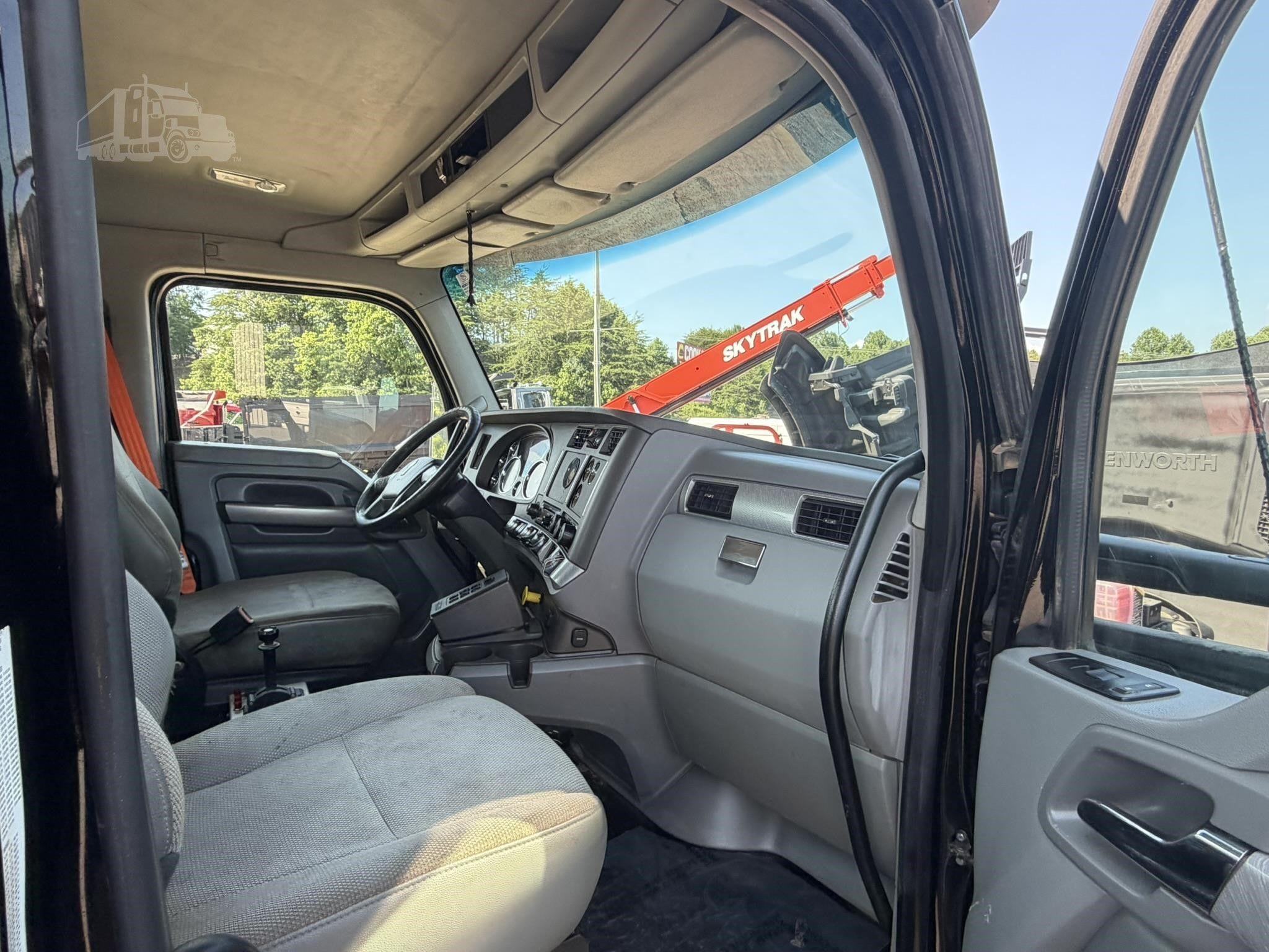2016 KENWORTH T880 photo 58