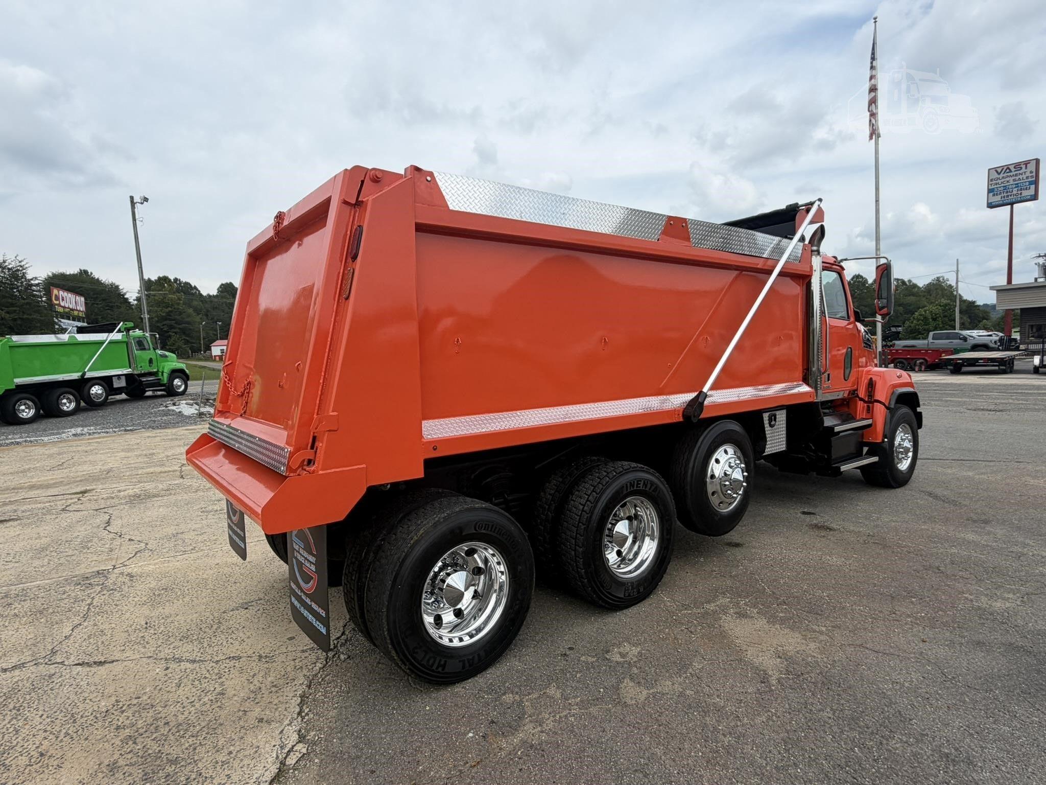 2018 WESTERN STAR 4700 photo 12