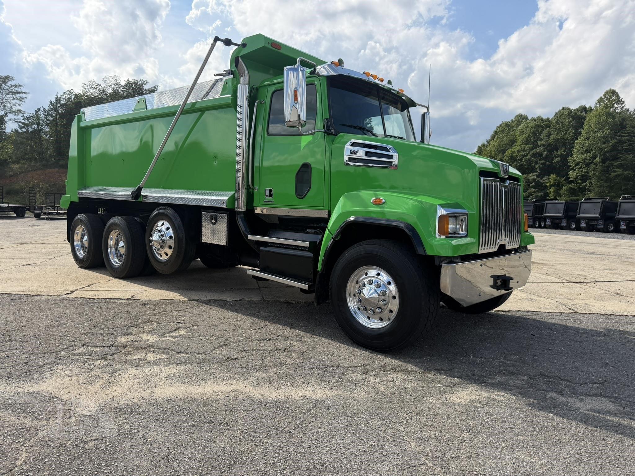 2018 WESTERN STAR 4700 photo 18