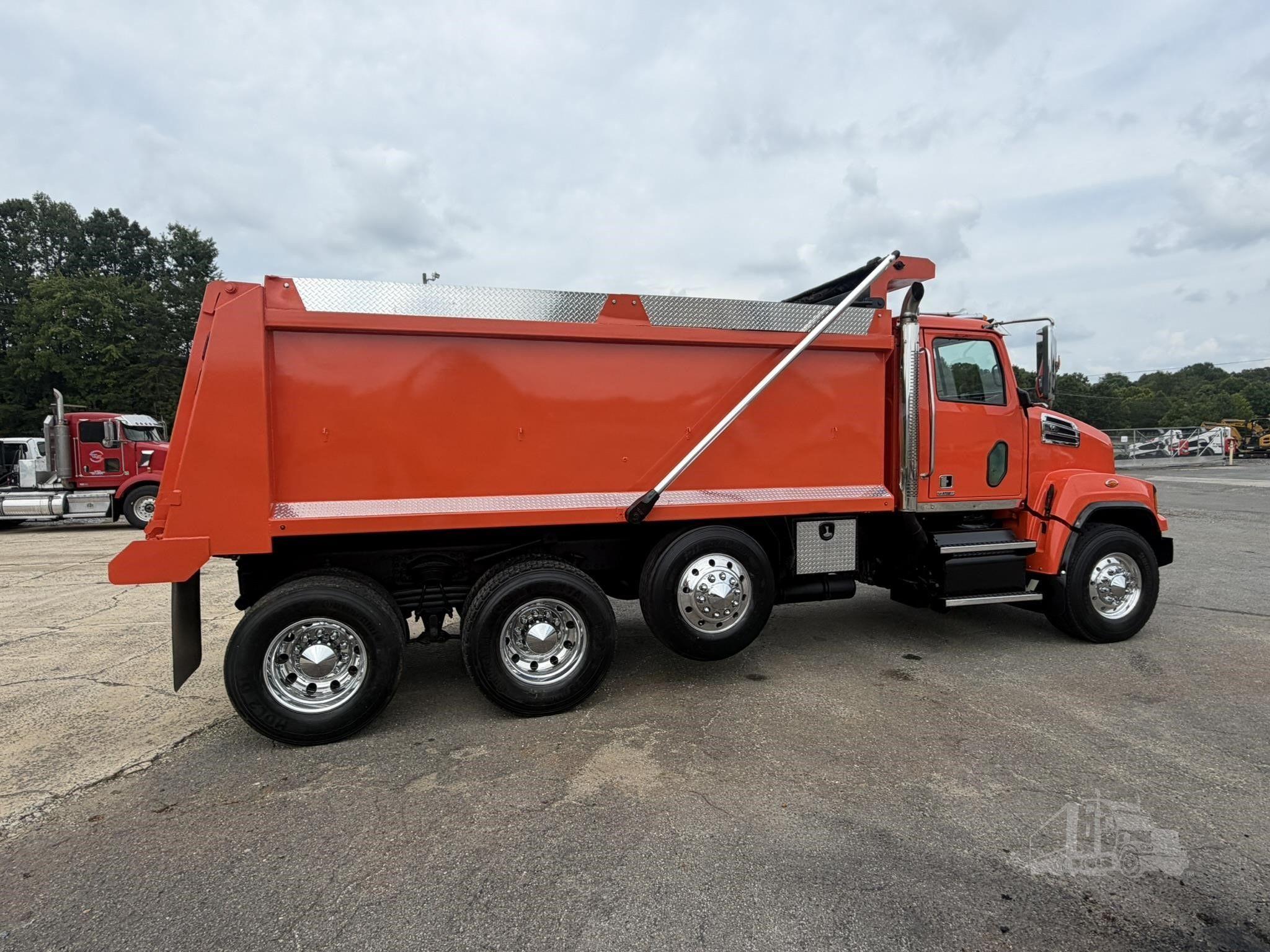 2018 WESTERN STAR 4700 photo 25