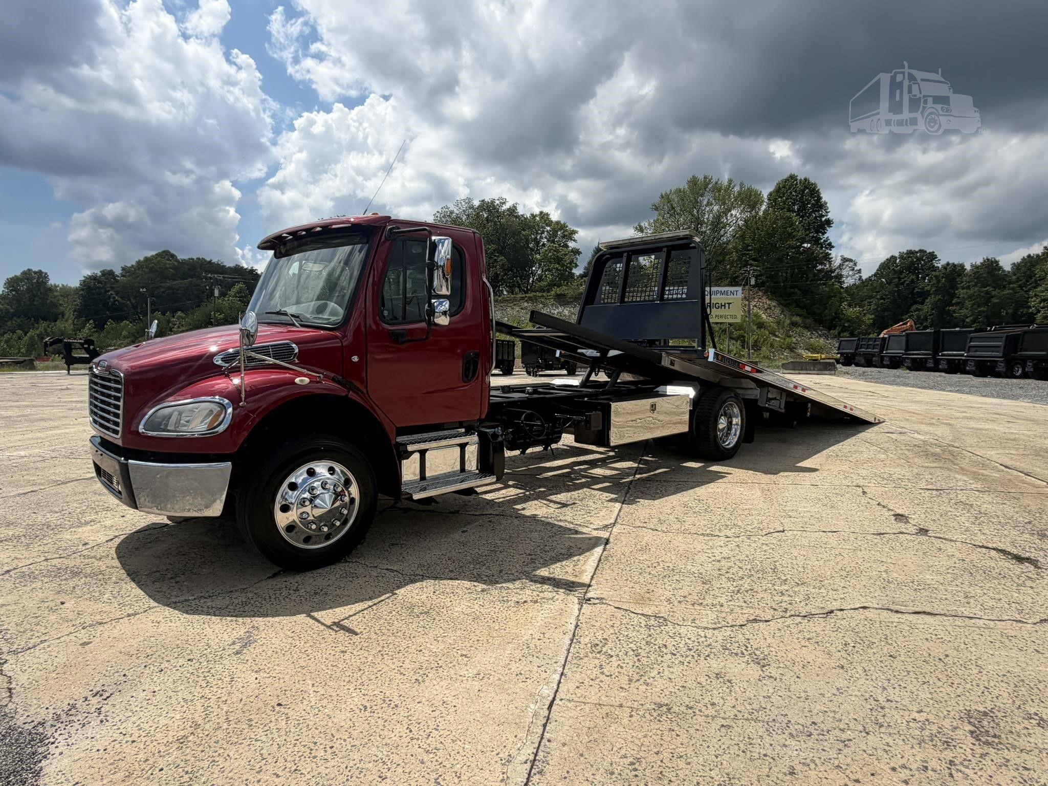 2018 FREIGHTLINER BUSINESS CLASS M2 106 photo 28