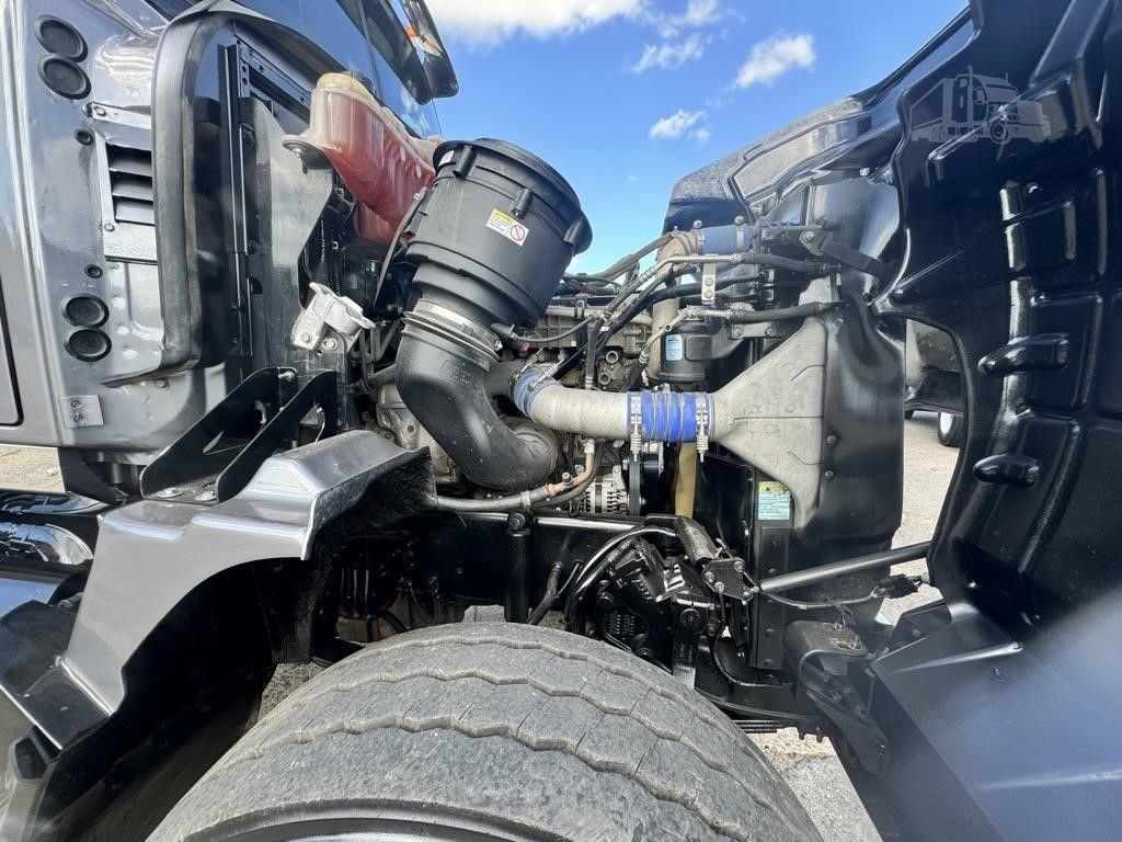 2018 WESTERN STAR 4700 photo 51