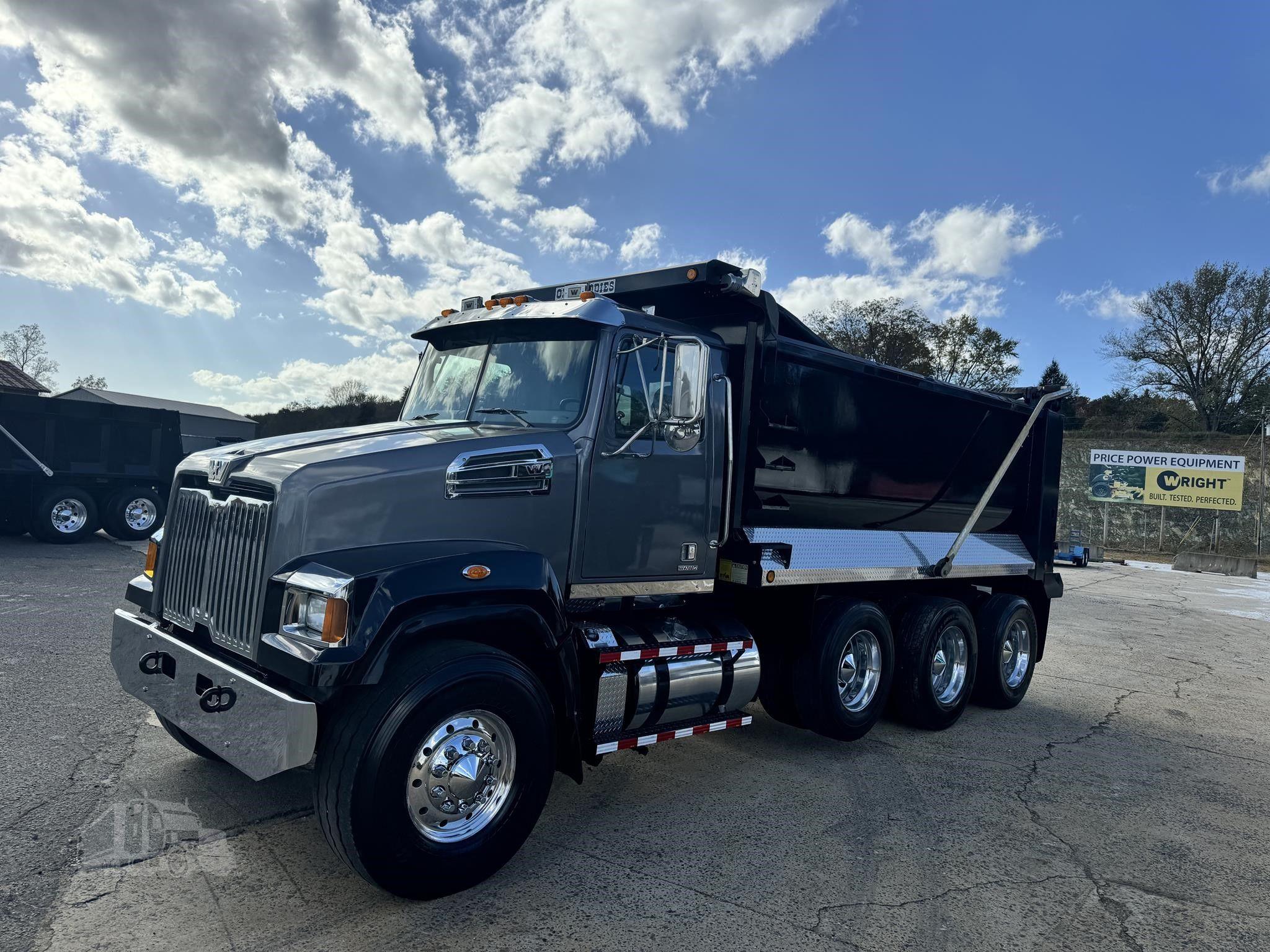 2018 WESTERN STAR 4700 photo 3