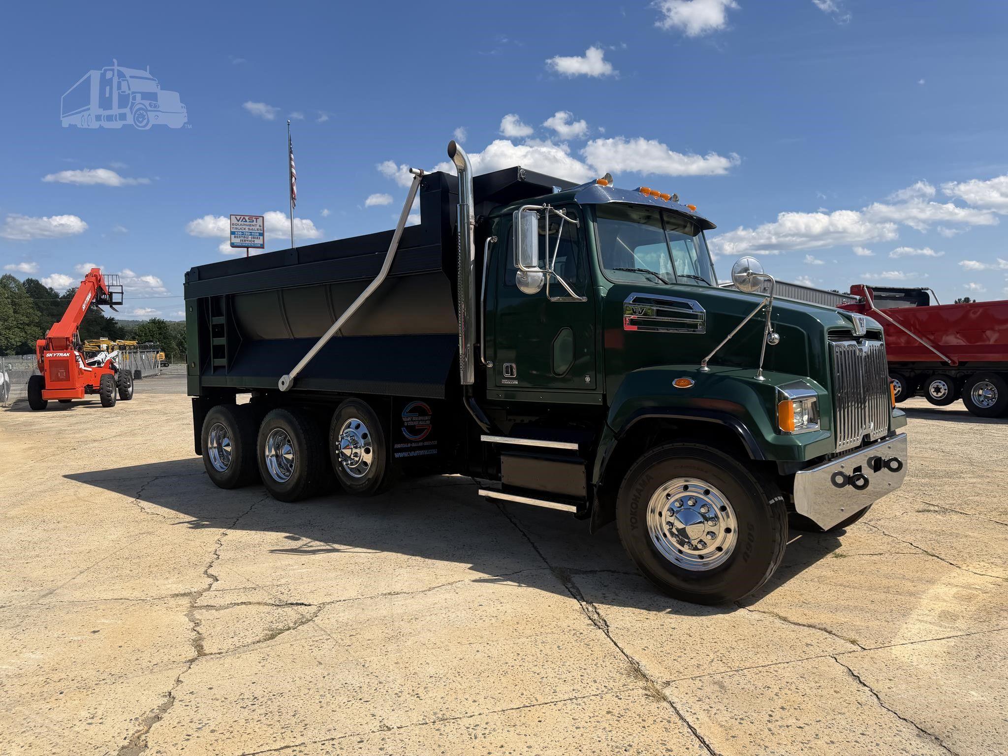 2016 WESTERN STAR 4700 photo 24