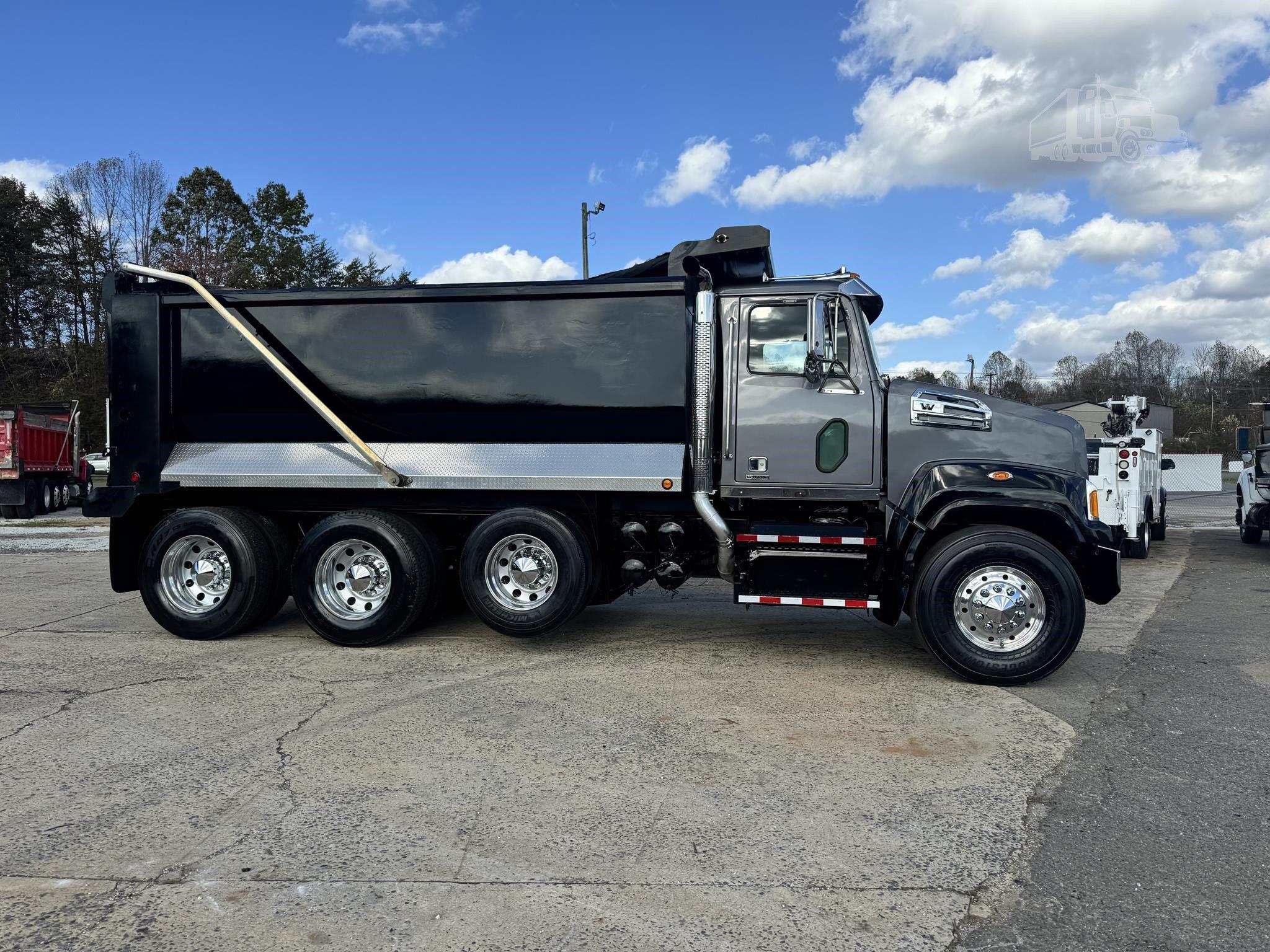 2018 WESTERN STAR 4700 photo 10