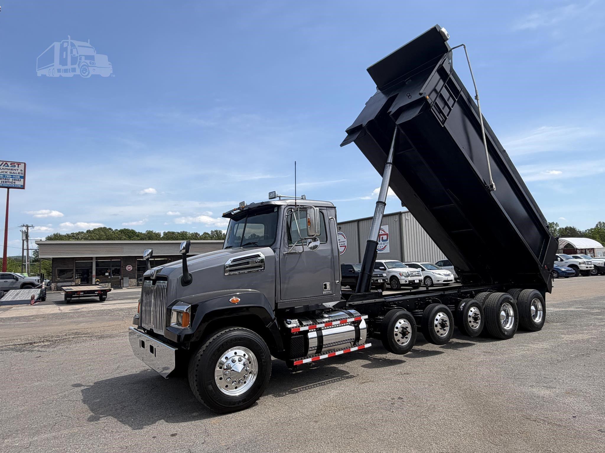 2015 WESTERN STAR 4700 photo 7