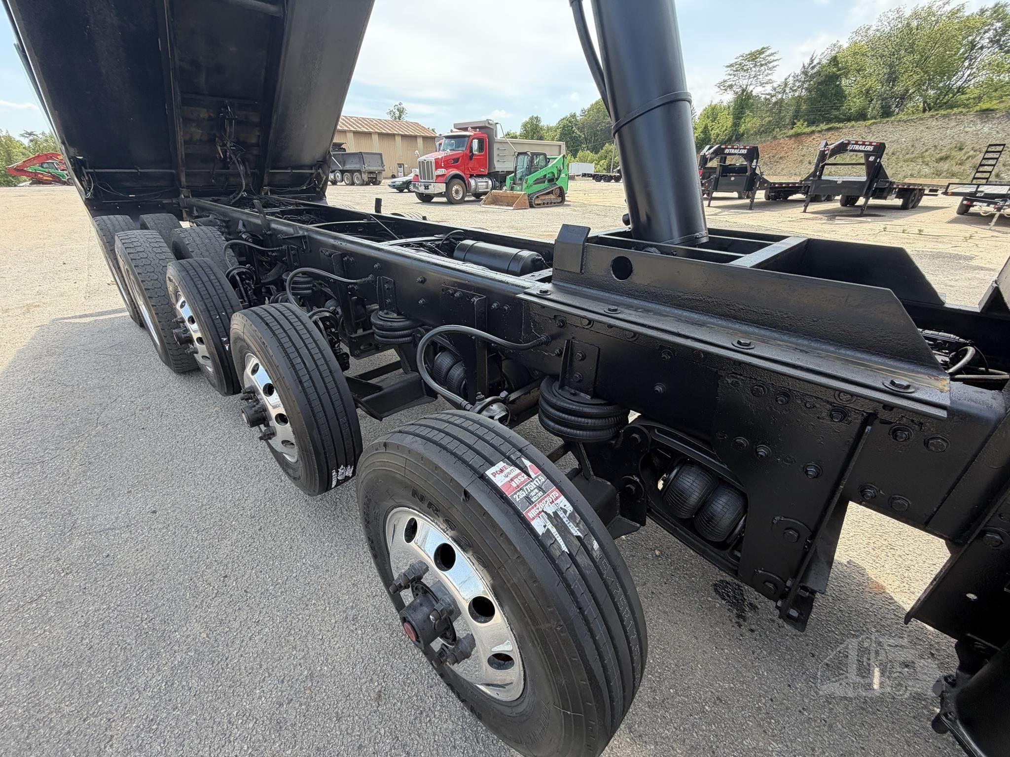 2015 WESTERN STAR 4700 photo 38