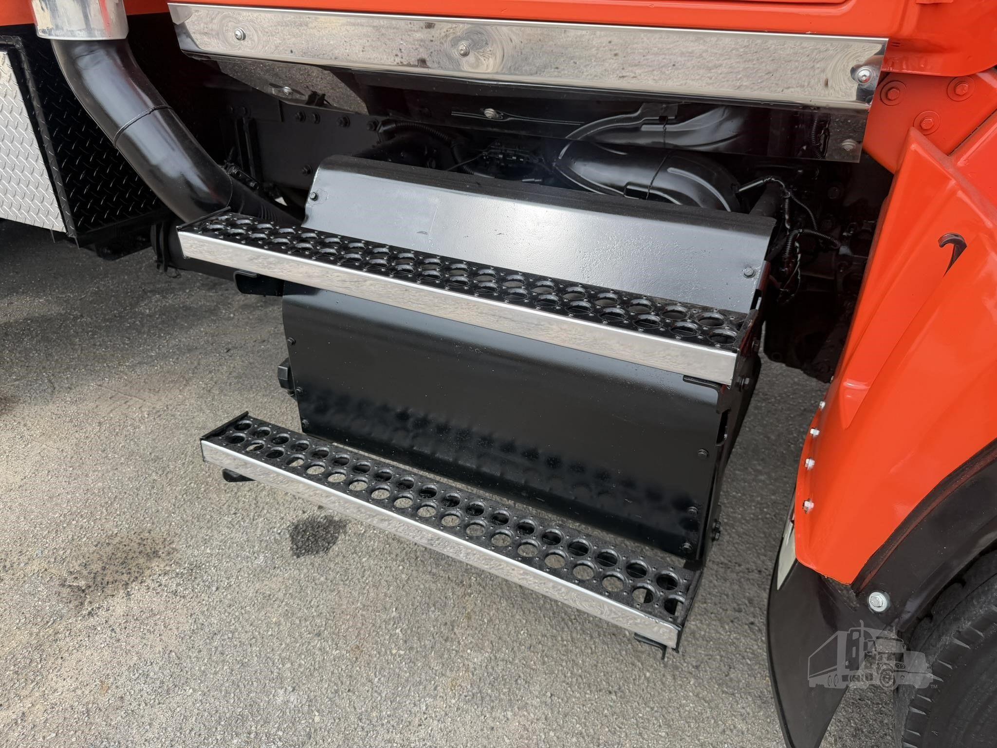 2018 WESTERN STAR 4700 photo 47