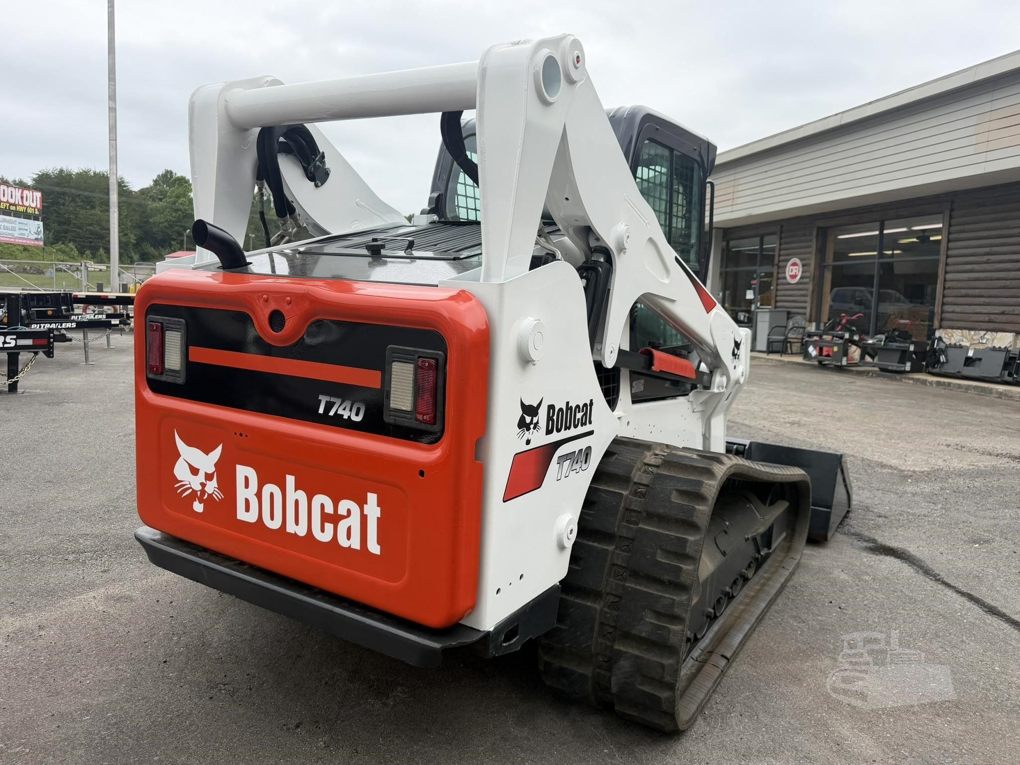 2018 BOBCAT T740 photo 7