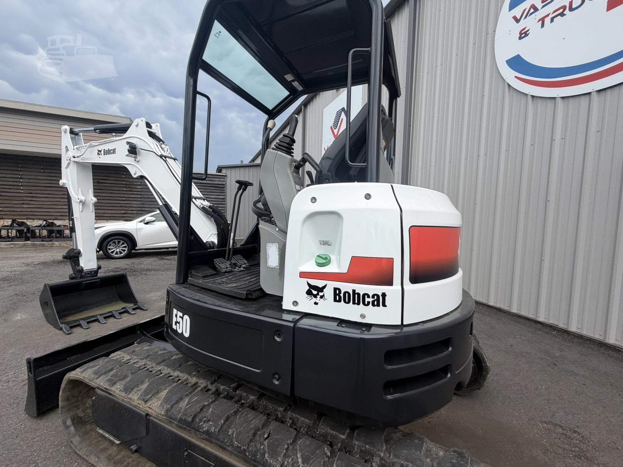 2019 BOBCAT E50 photo 33