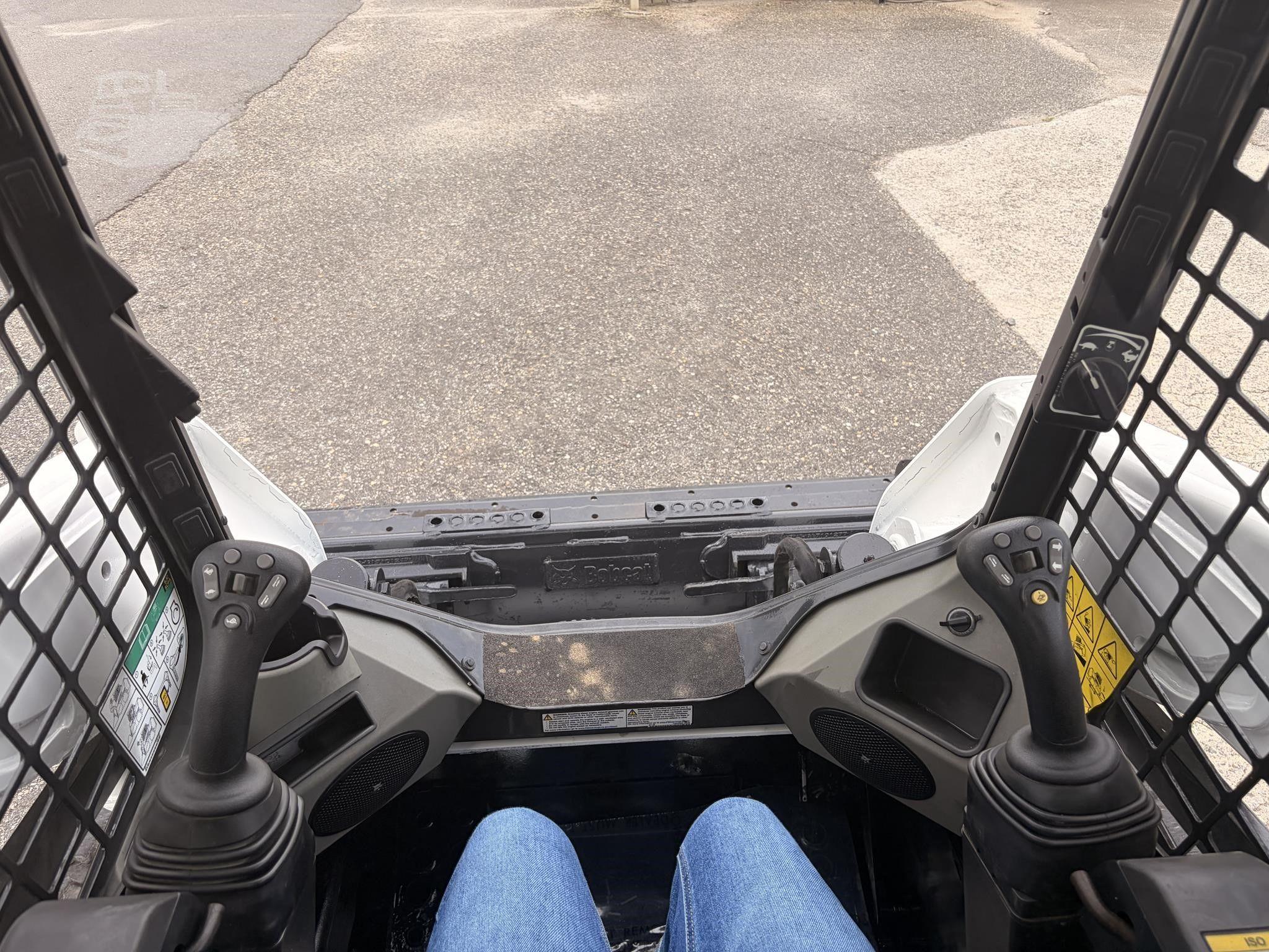 2023 BOBCAT T595 photo 19