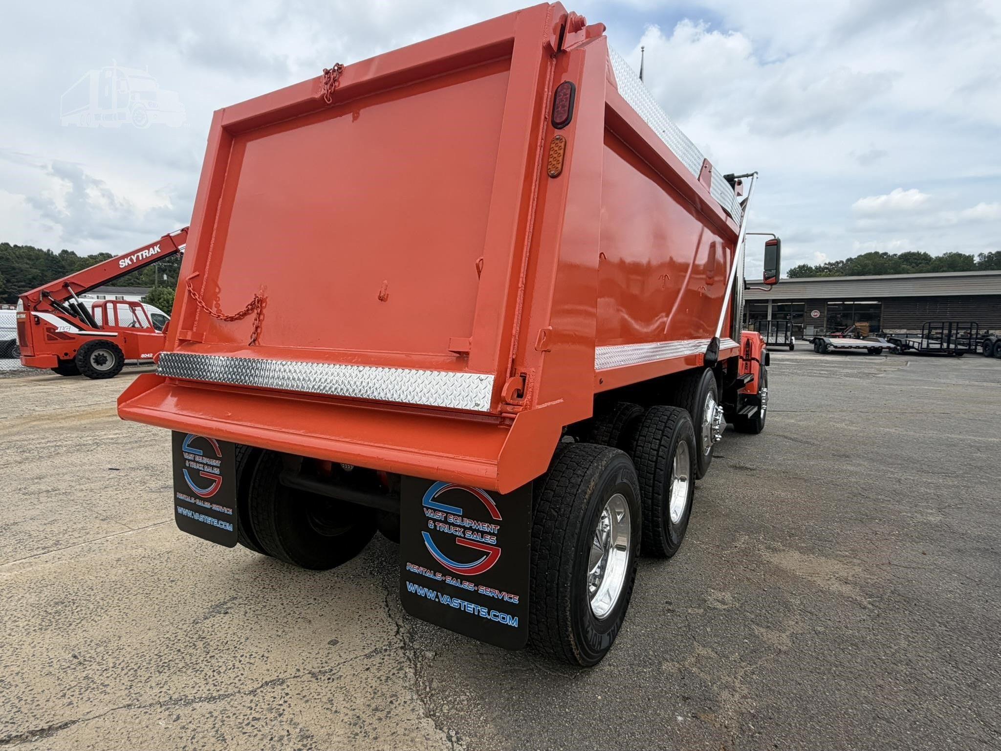 2018 WESTERN STAR 4700 photo 35