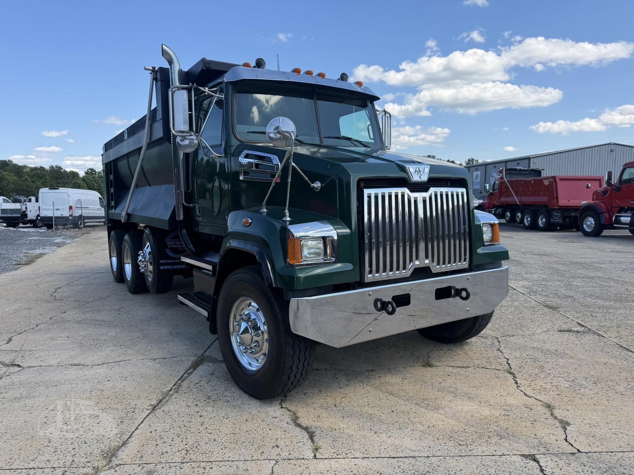 2016 WESTERN STAR 4700 photo 4