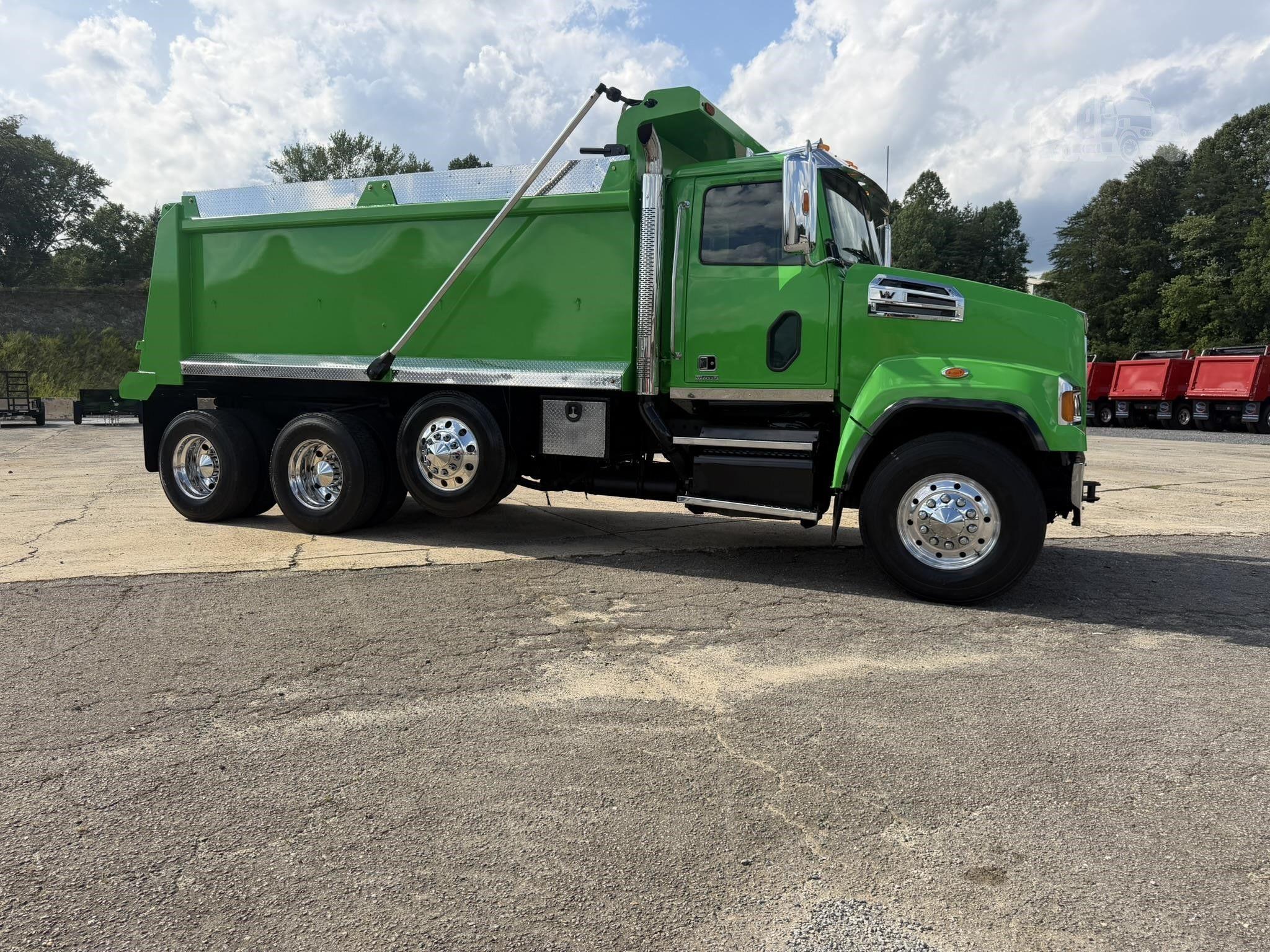 2018 WESTERN STAR 4700 photo 40