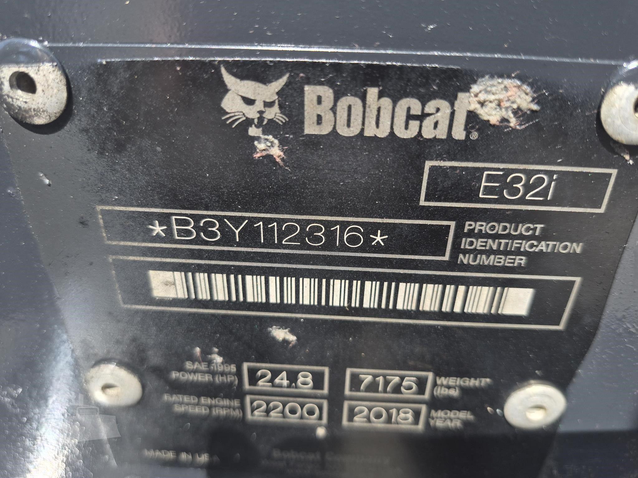 2018 BOBCAT E32I photo 11