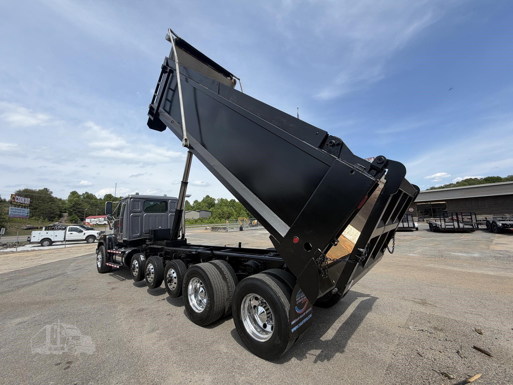 2015 WESTERN STAR 4700 photo 23