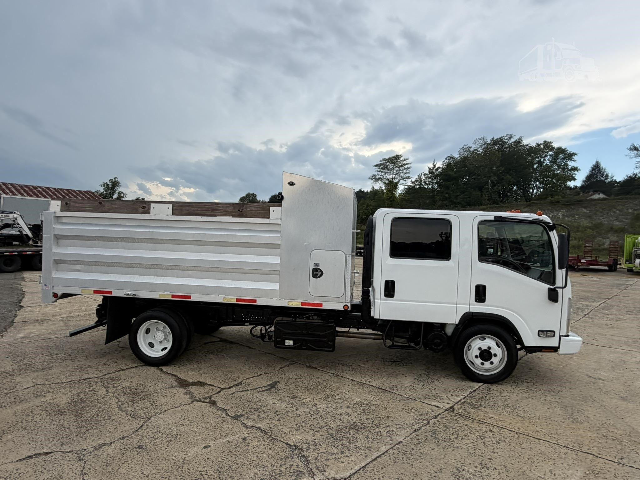 2016 ISUZU NPR HD photo 21