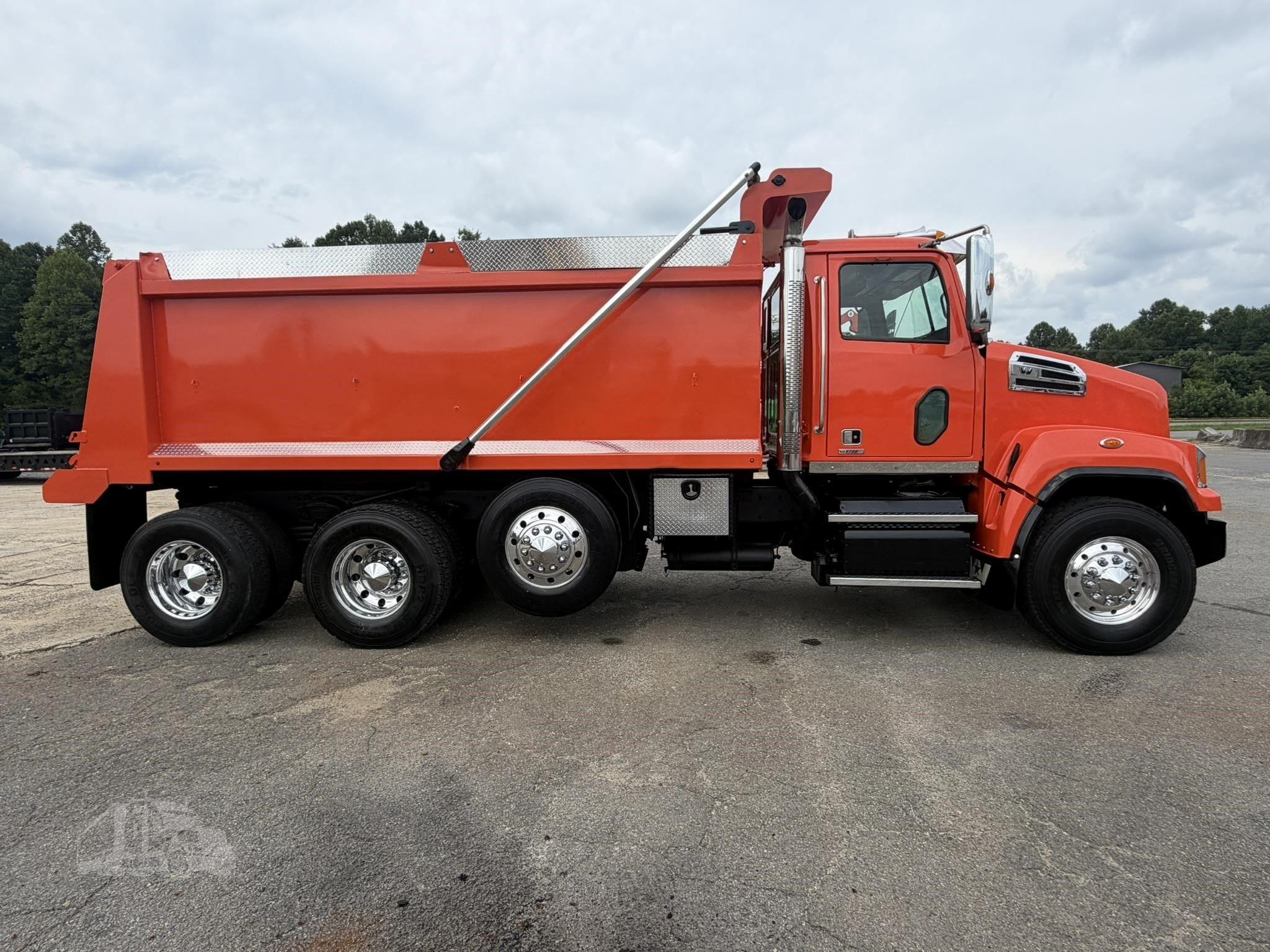 2018 WESTERN STAR 4700 photo 7