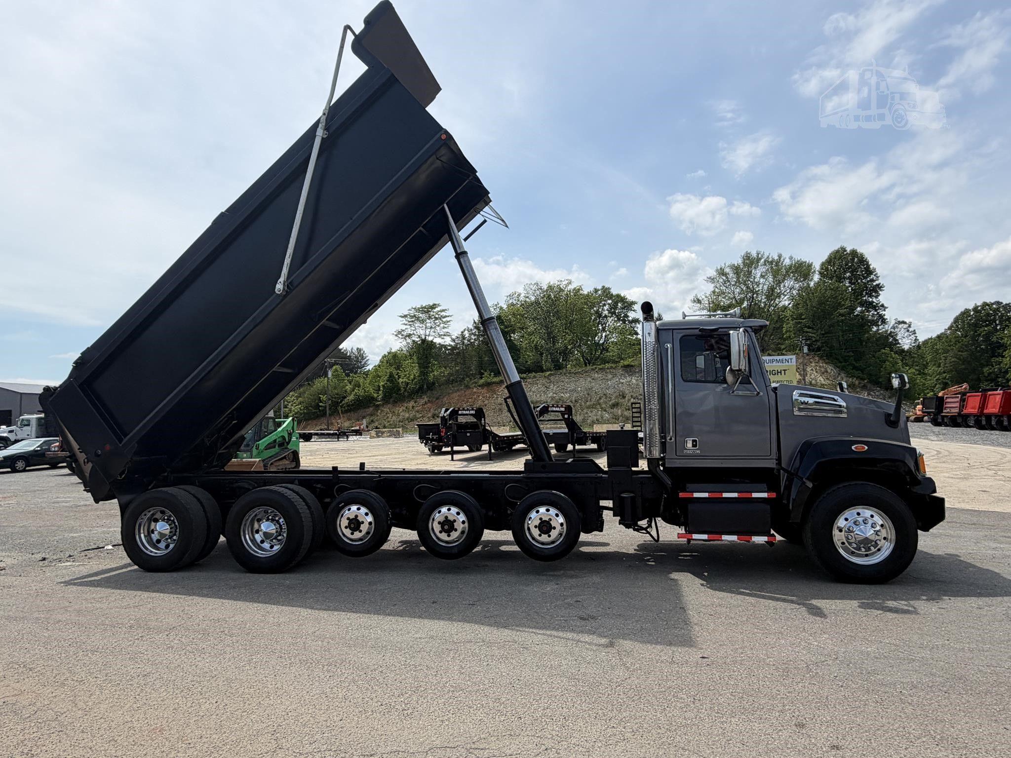 2015 WESTERN STAR 4700 photo 15