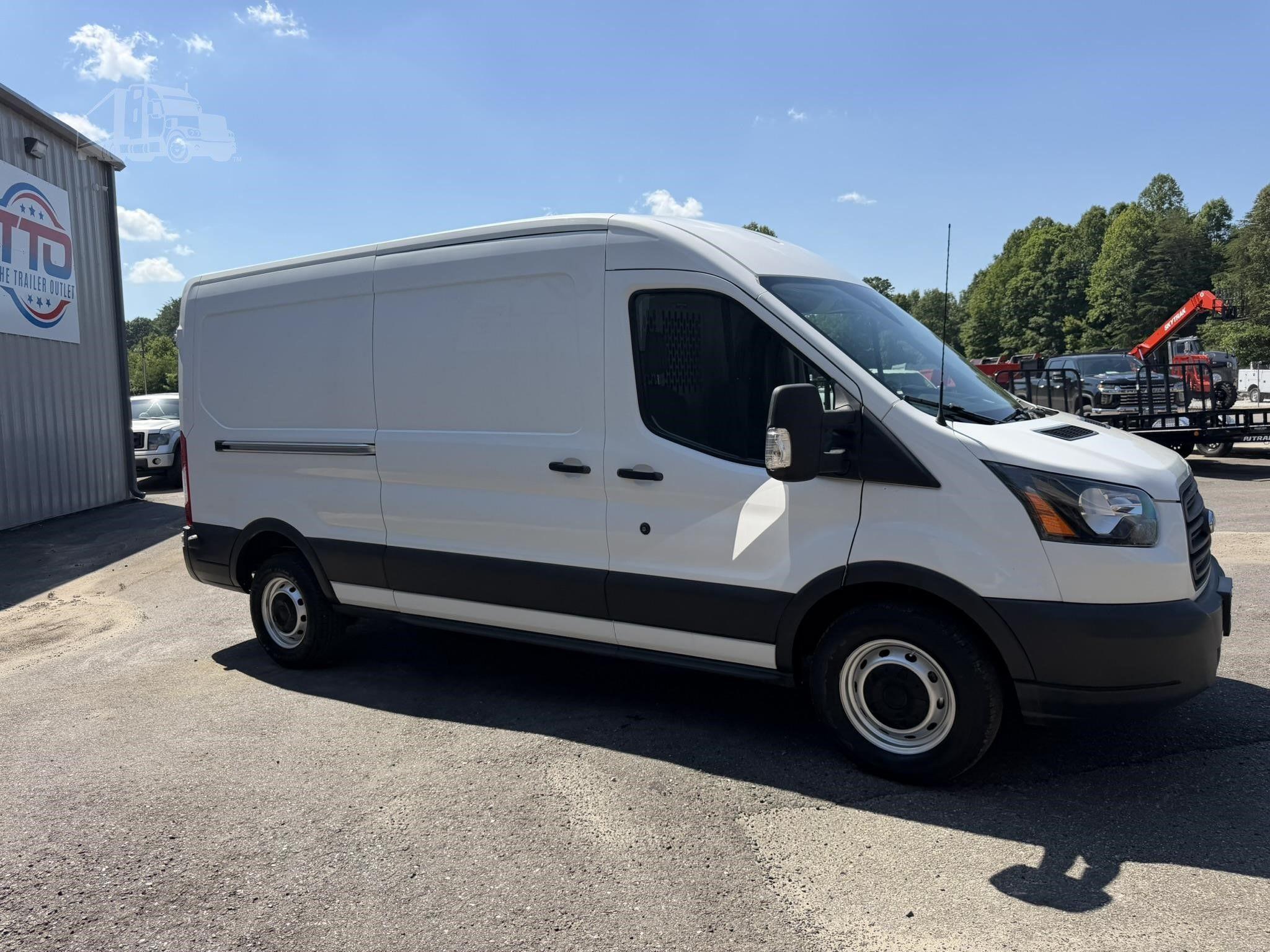 2018 FORD TRANSIT photo 8