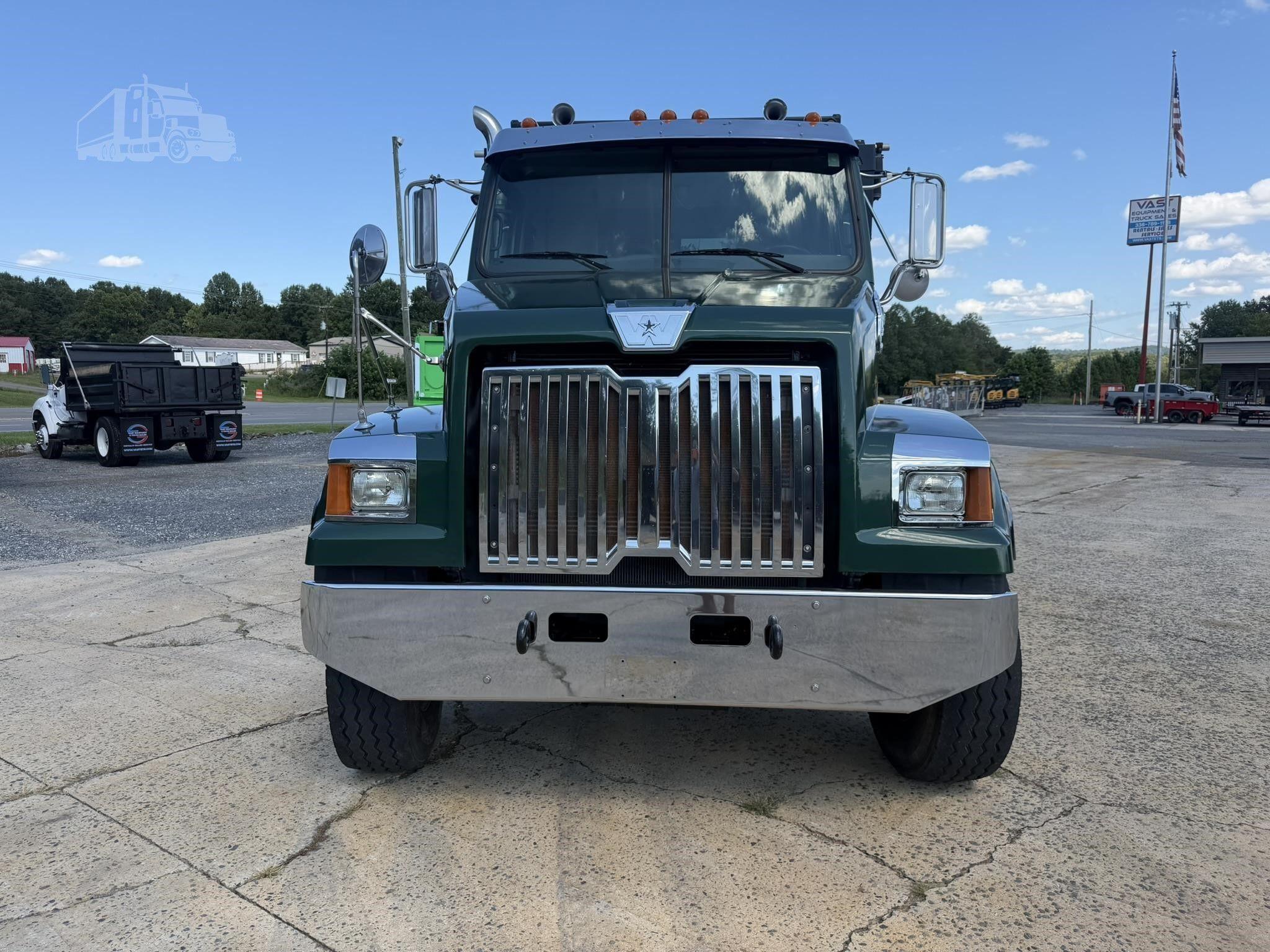 2016 WESTERN STAR 4700 photo 3