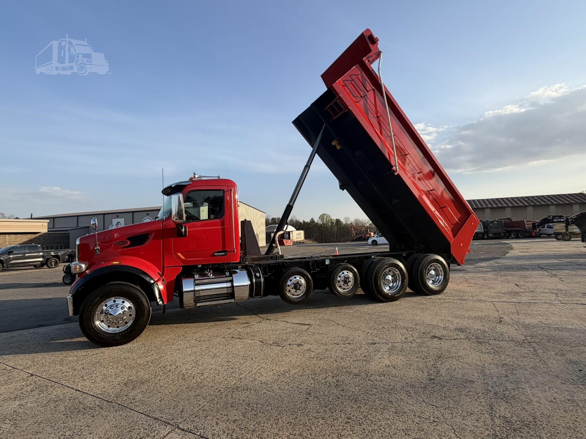 2022 PETERBILT 567 photo 38