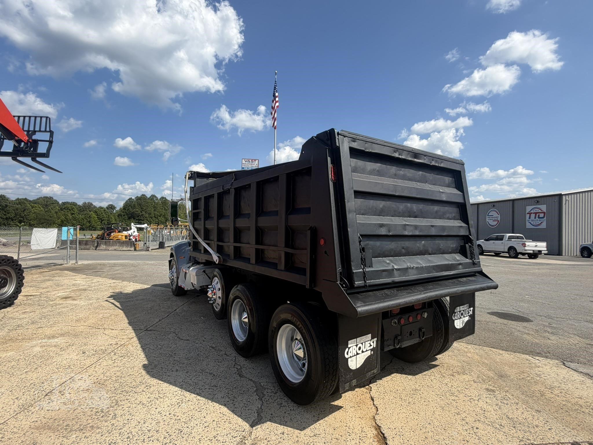 2007 PETERBILT 340 photo 7