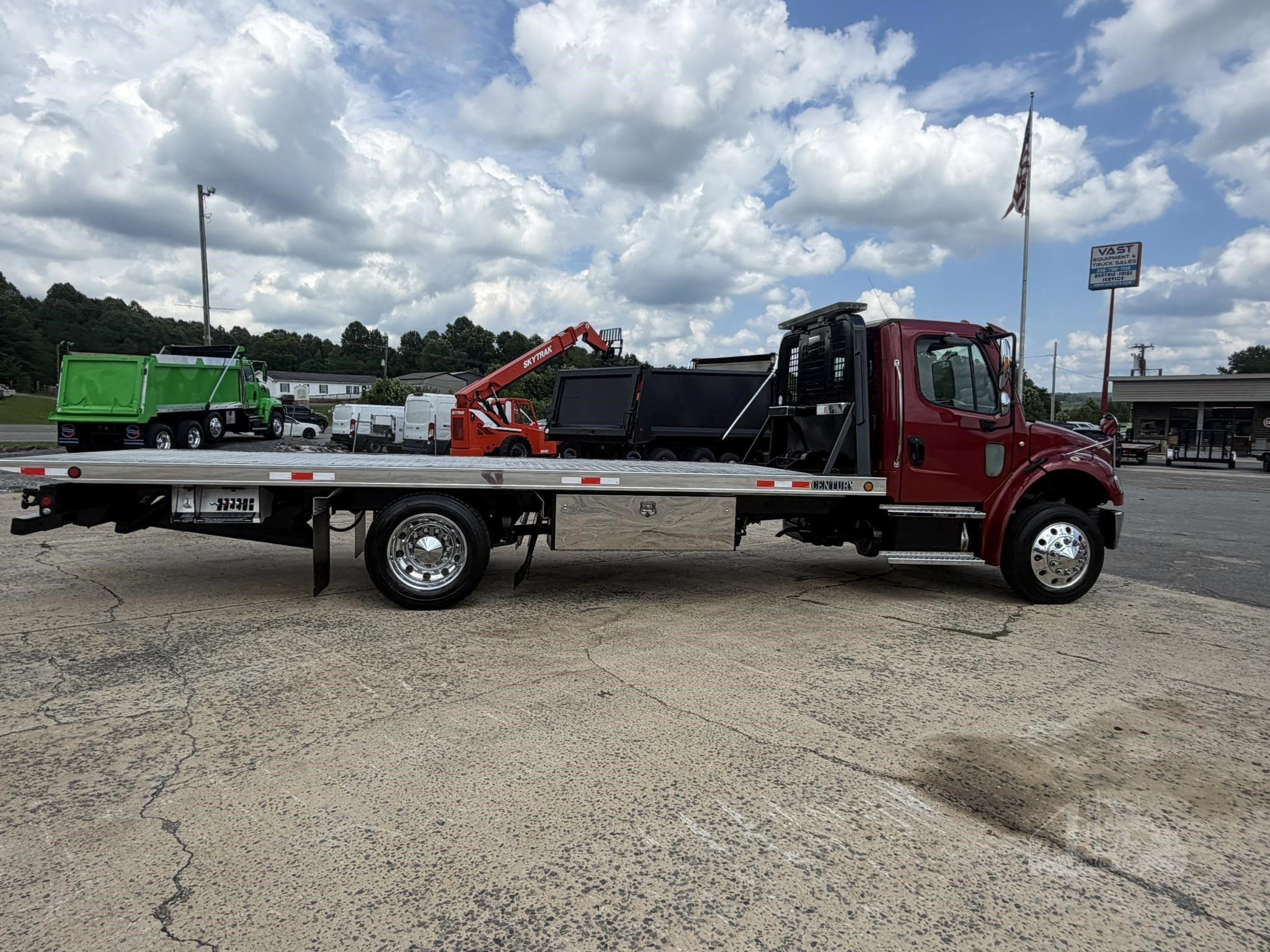 2018 FREIGHTLINER BUSINESS CLASS M2 106 photo 14