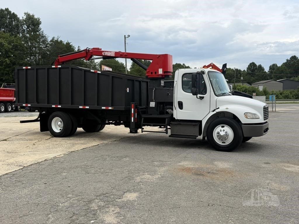 2016 FREIGHTLINER BUSINESS CLASS M2 106 photo 3