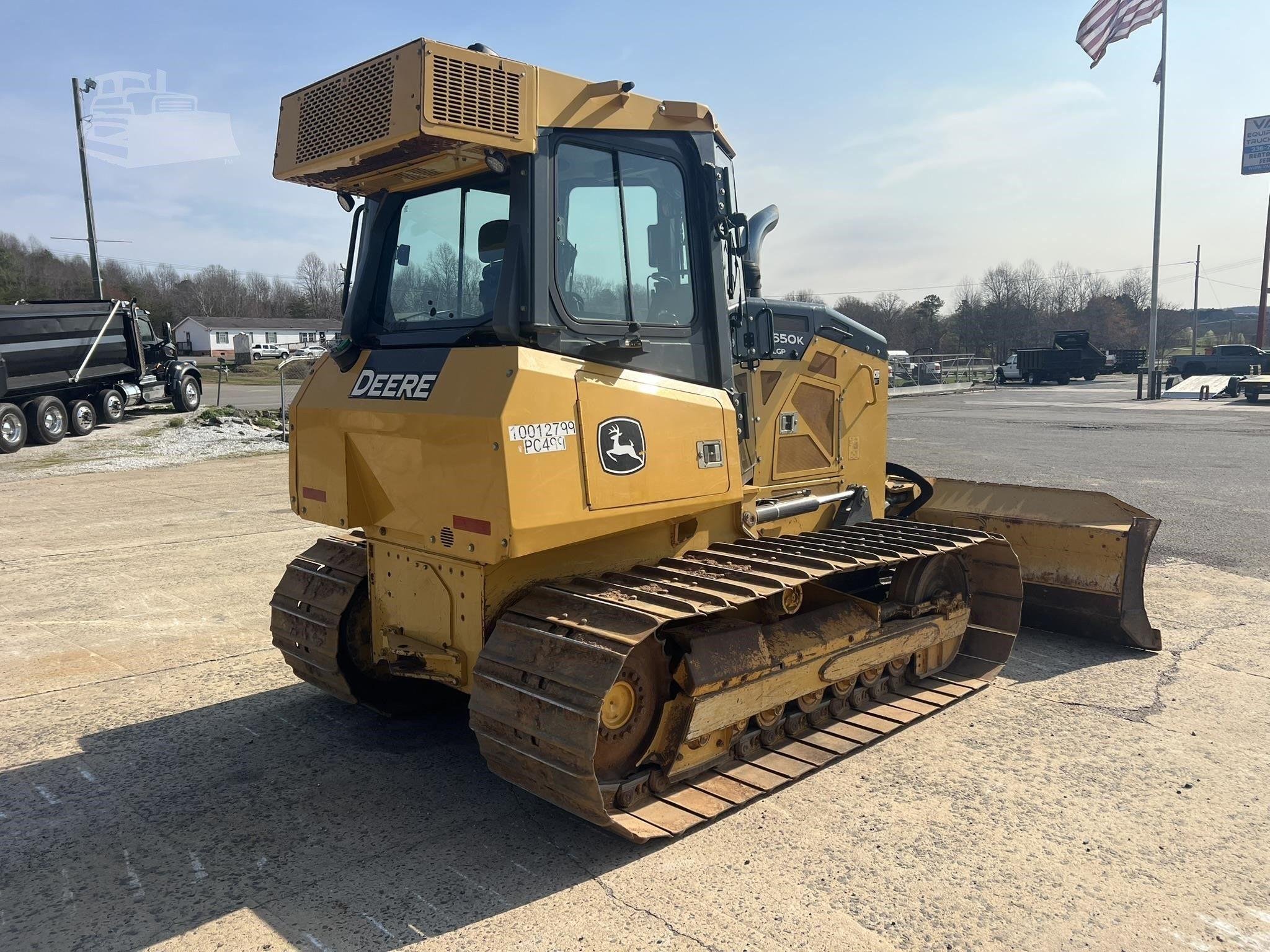 2017 DEERE 650K LGP photo 3