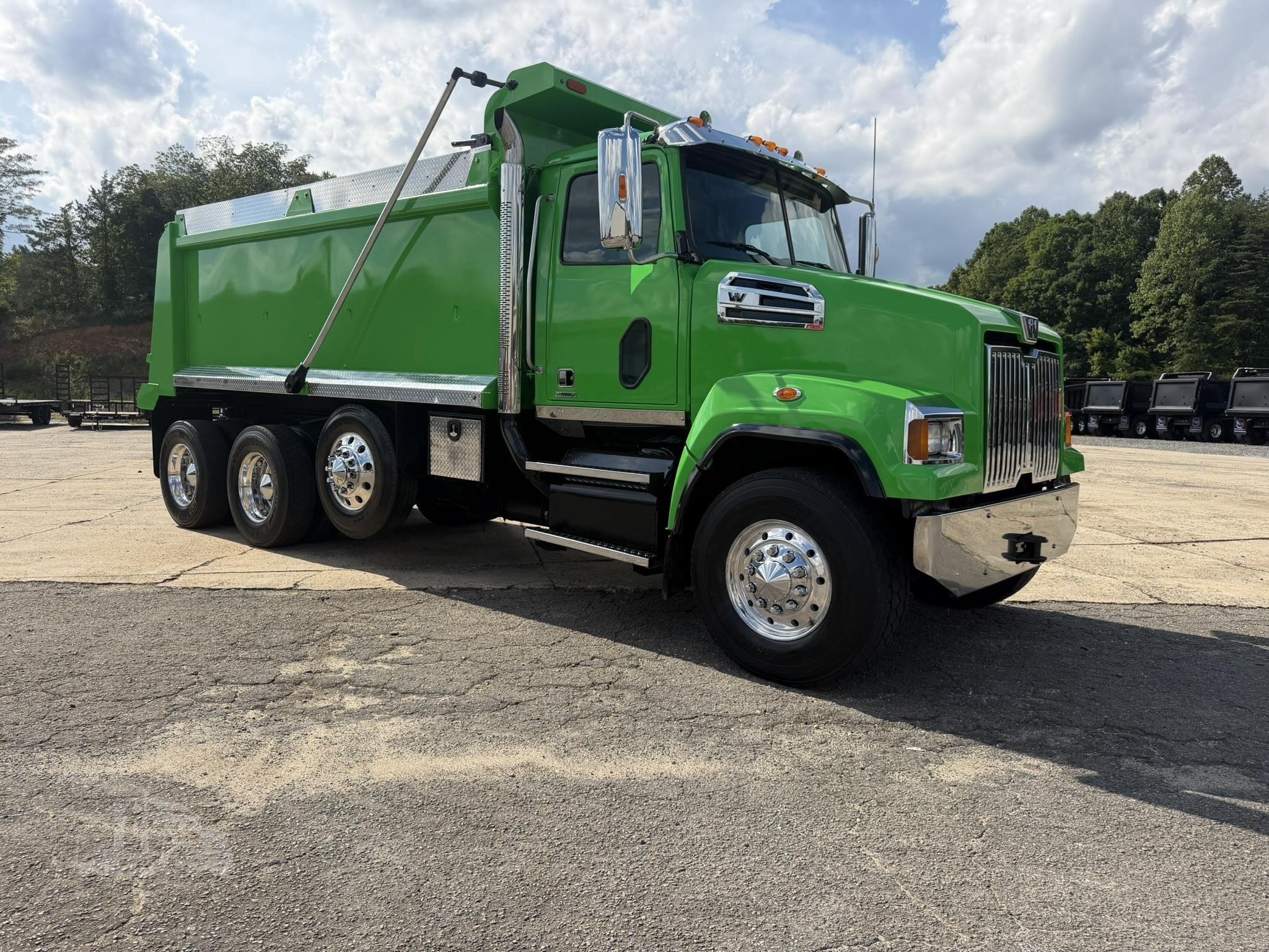 2018 WESTERN STAR 4700 photo 5