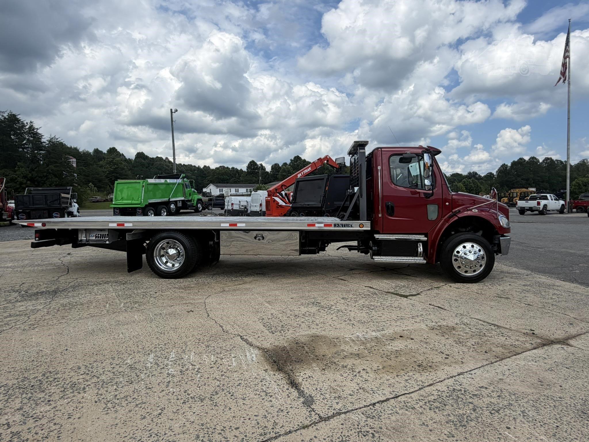 2018 FREIGHTLINER BUSINESS CLASS M2 106 photo 11