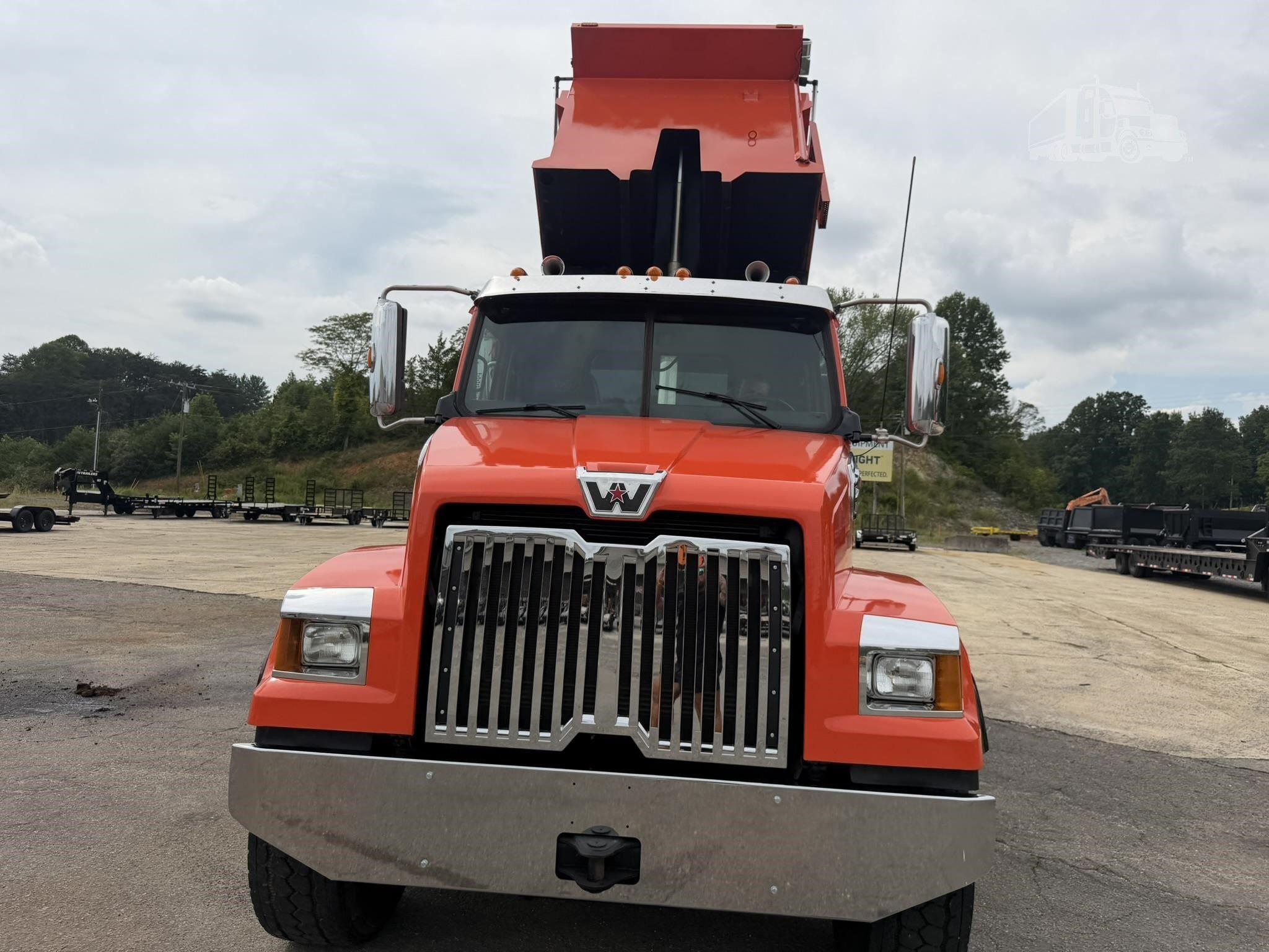 2018 WESTERN STAR 4700 photo 23