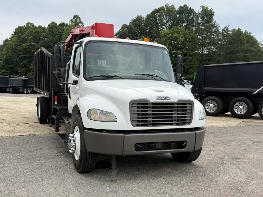 2016 FREIGHTLINER BUSINESS CLASS M2 106 photo 16