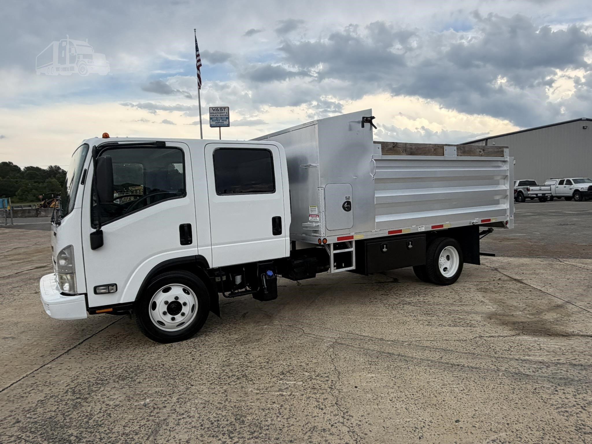 2016 ISUZU NPR HD photo 6