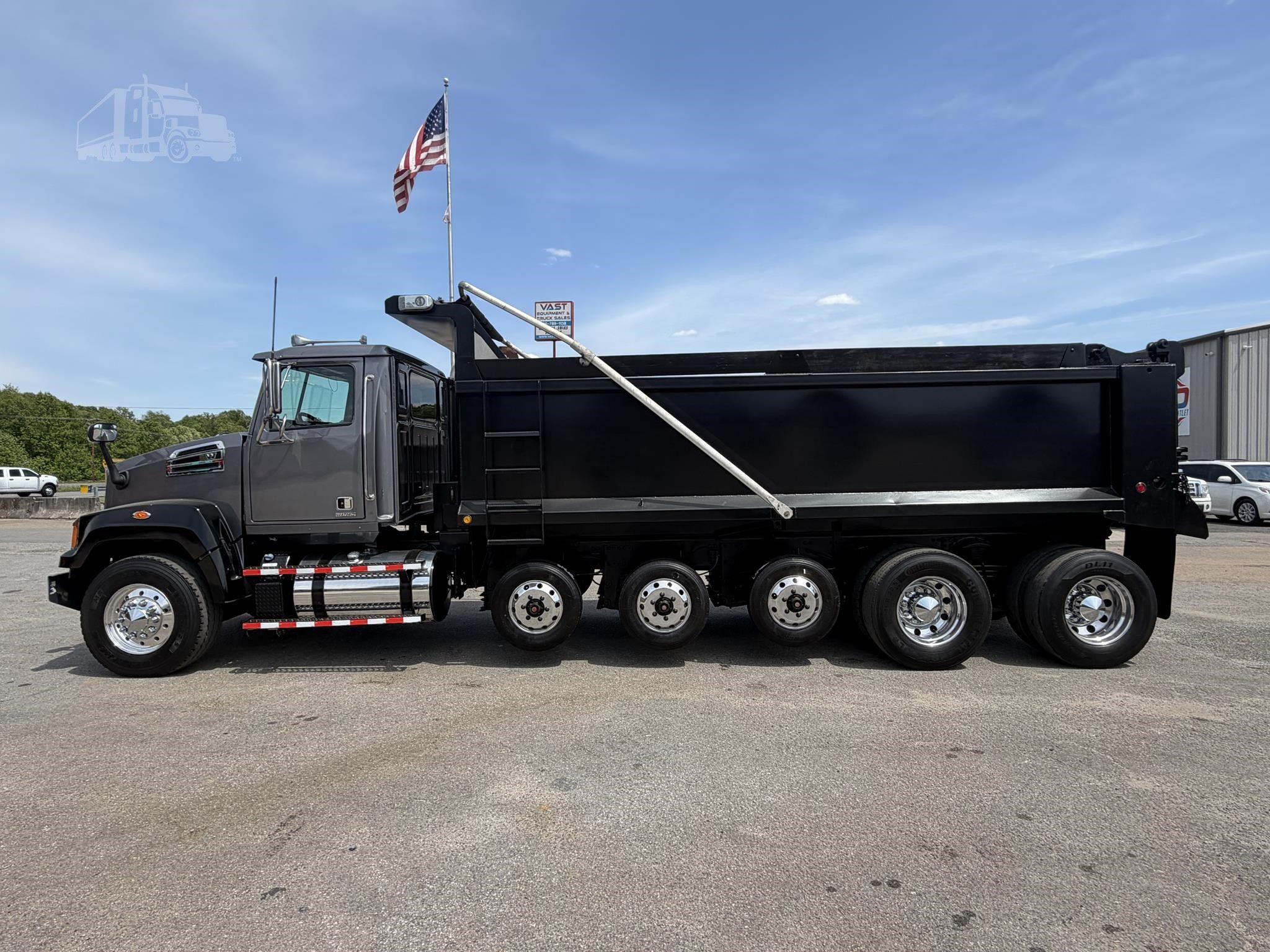 2015 WESTERN STAR 4700 photo 16