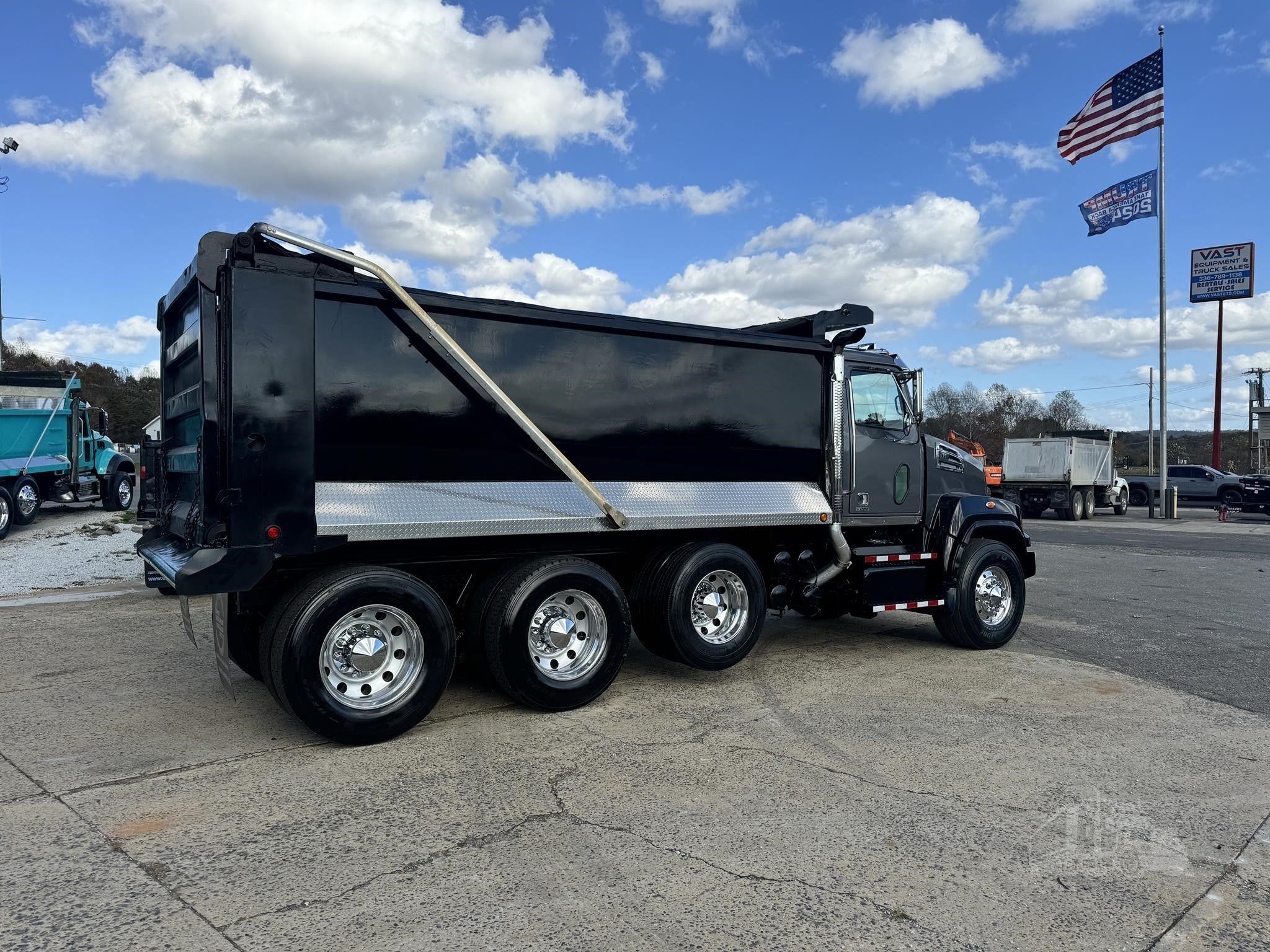 2018 WESTERN STAR 4700 photo 8