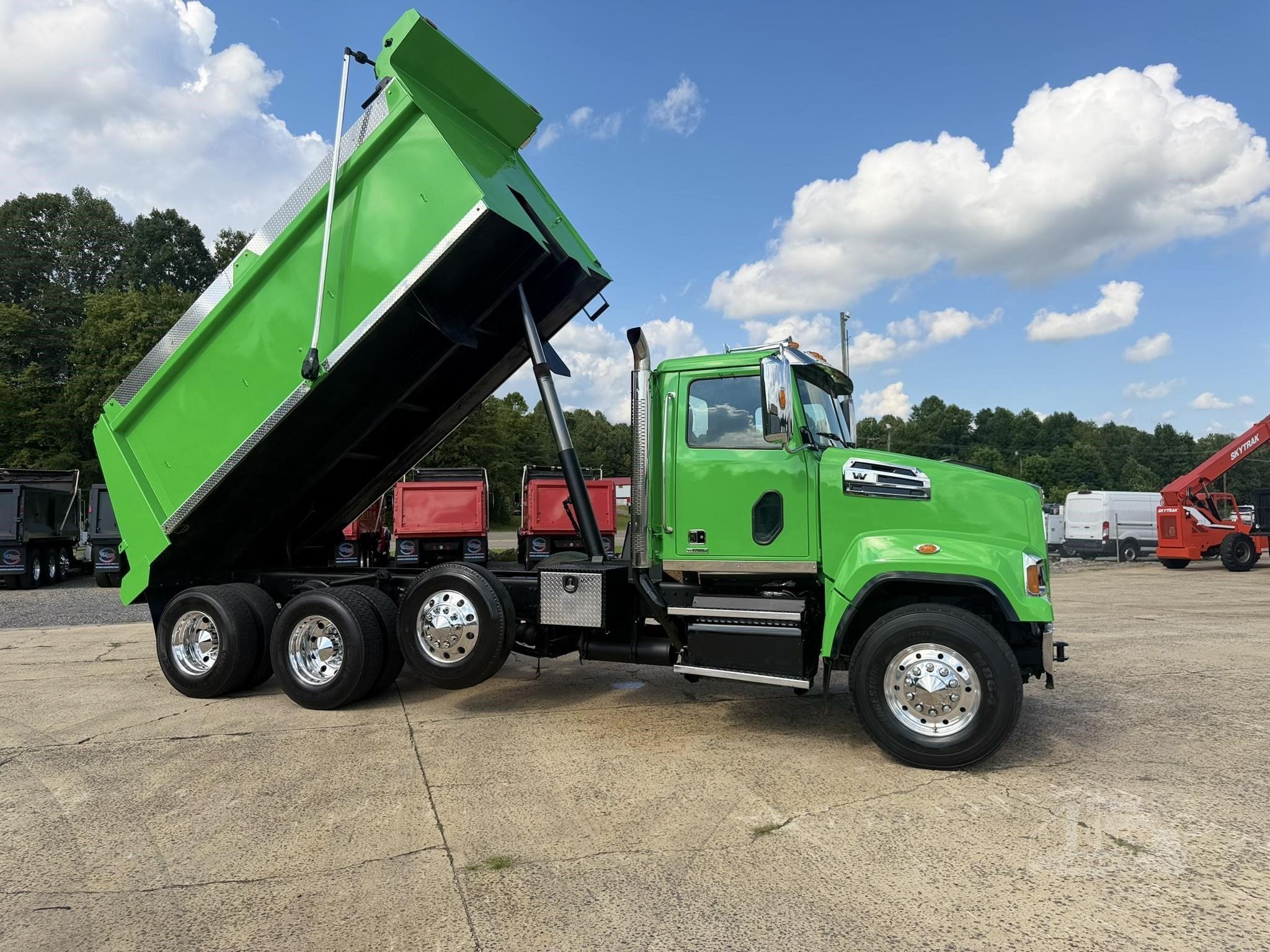 2018 WESTERN STAR 4700 photo 15