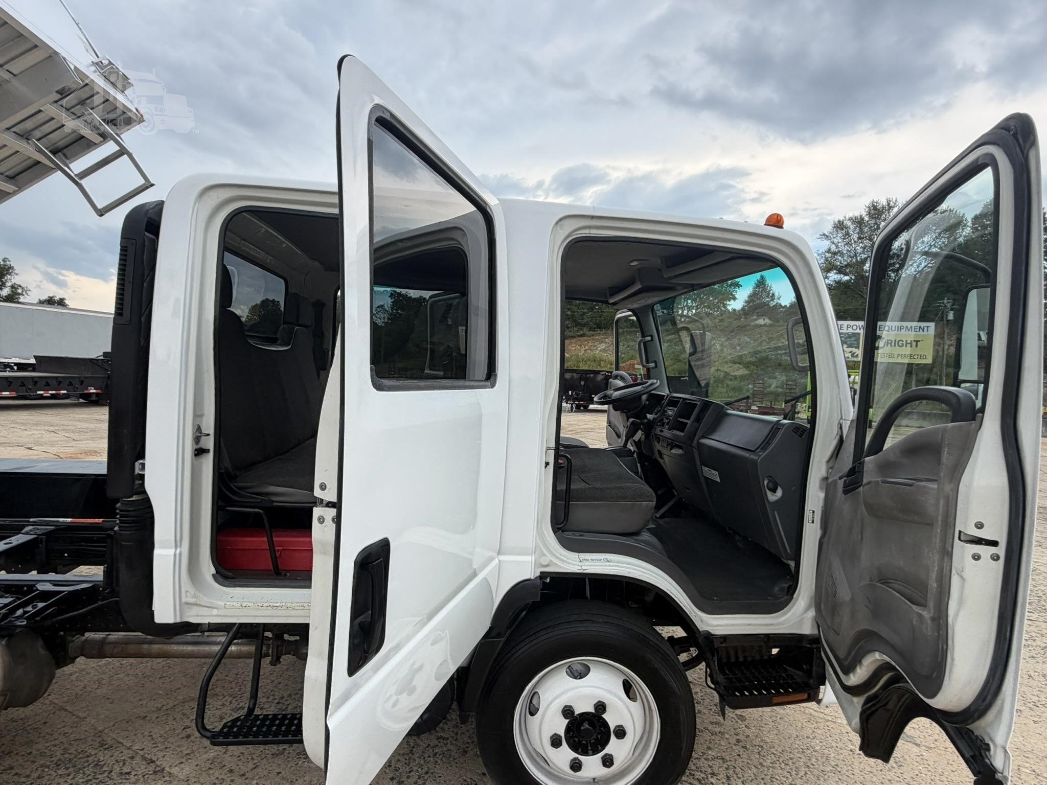 2016 ISUZU NPR HD photo 47