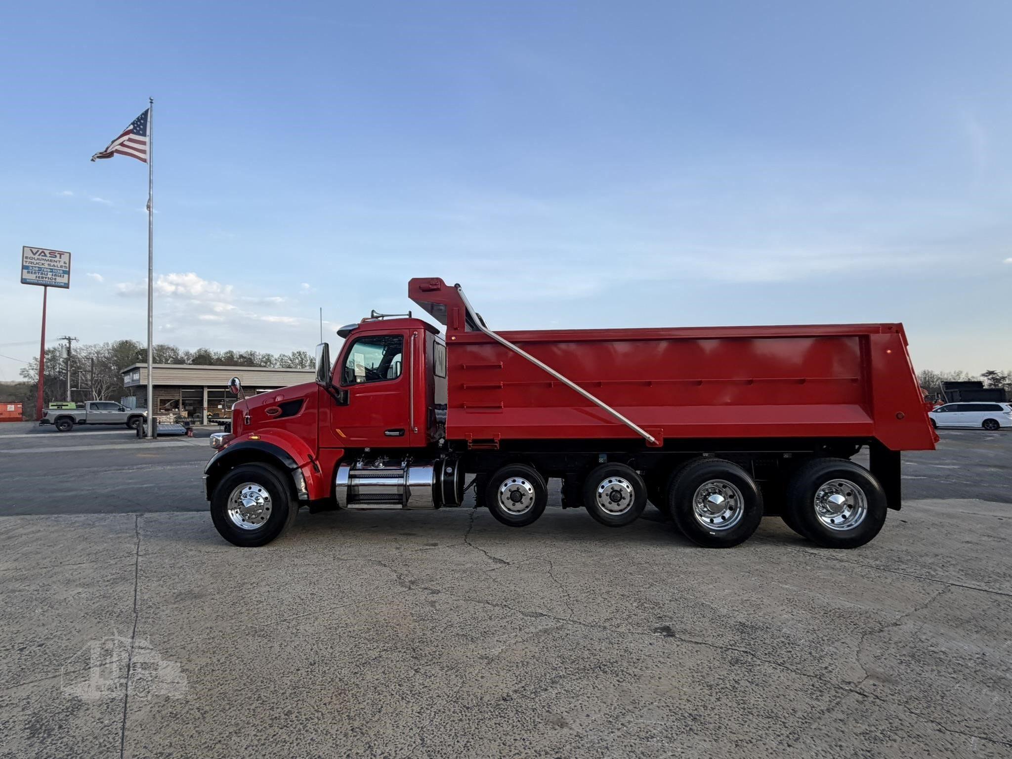 2022 PETERBILT 567 photo 19