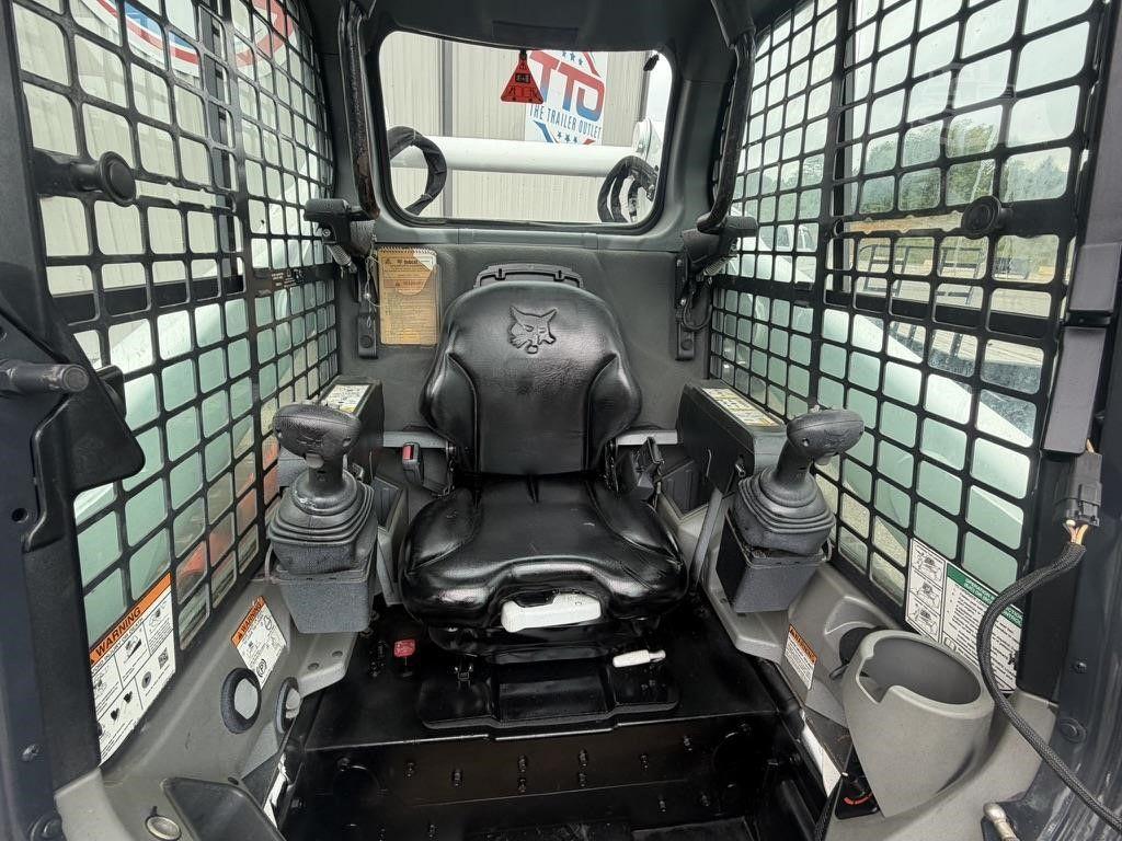 2018 BOBCAT T740 photo 24