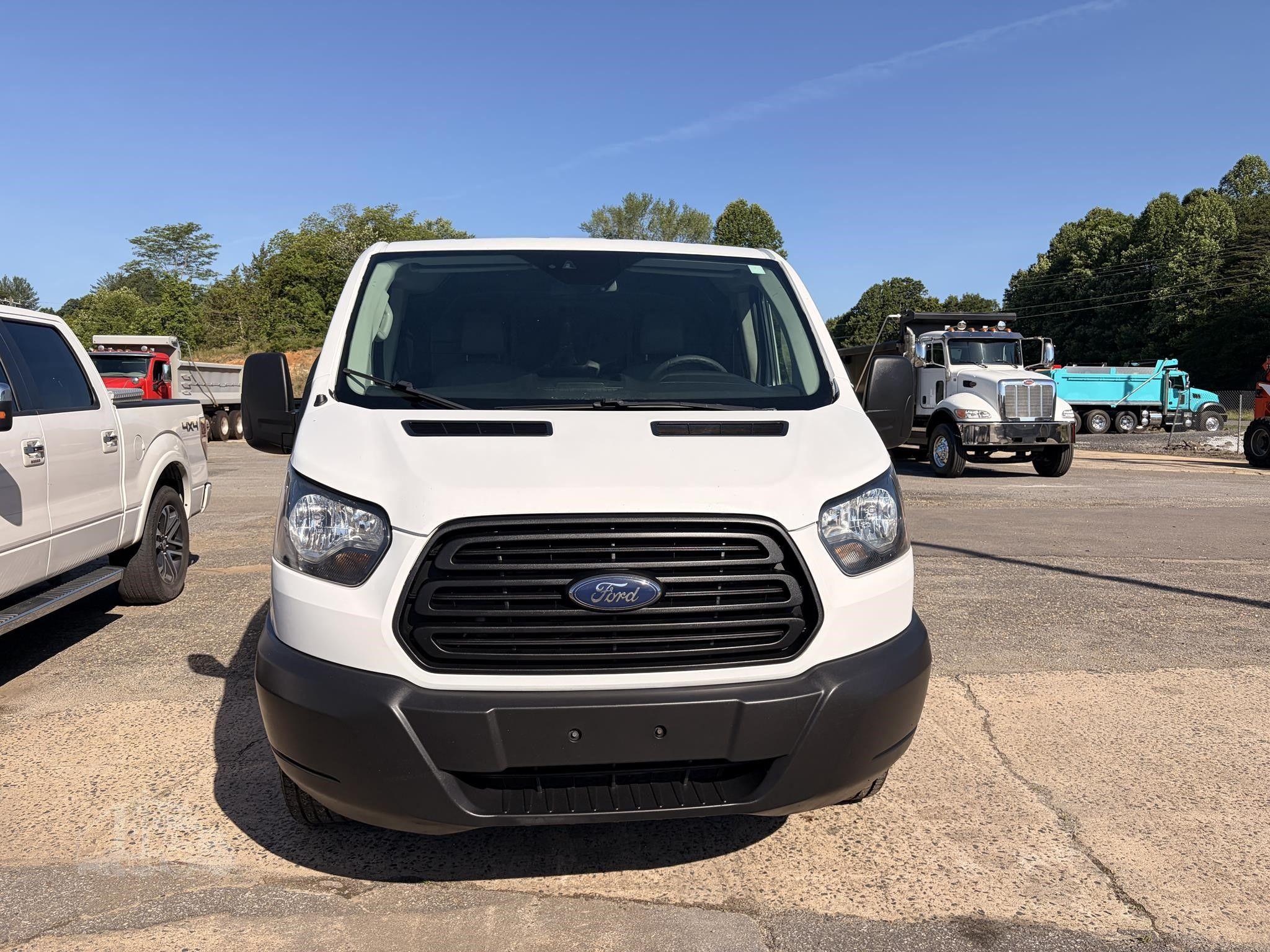 2018 FORD TRANSIT photo 3