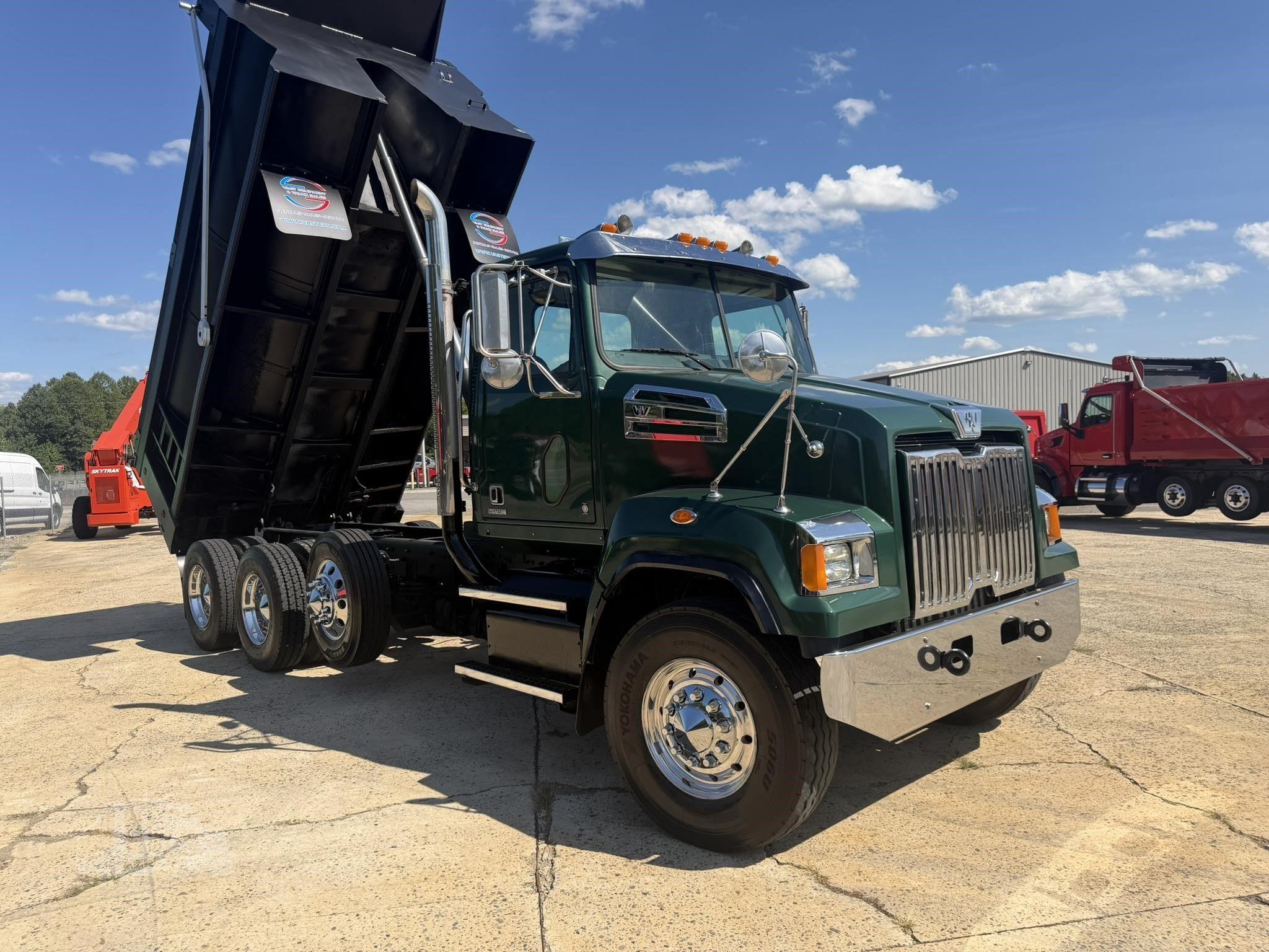 2016 WESTERN STAR 4700 photo 32